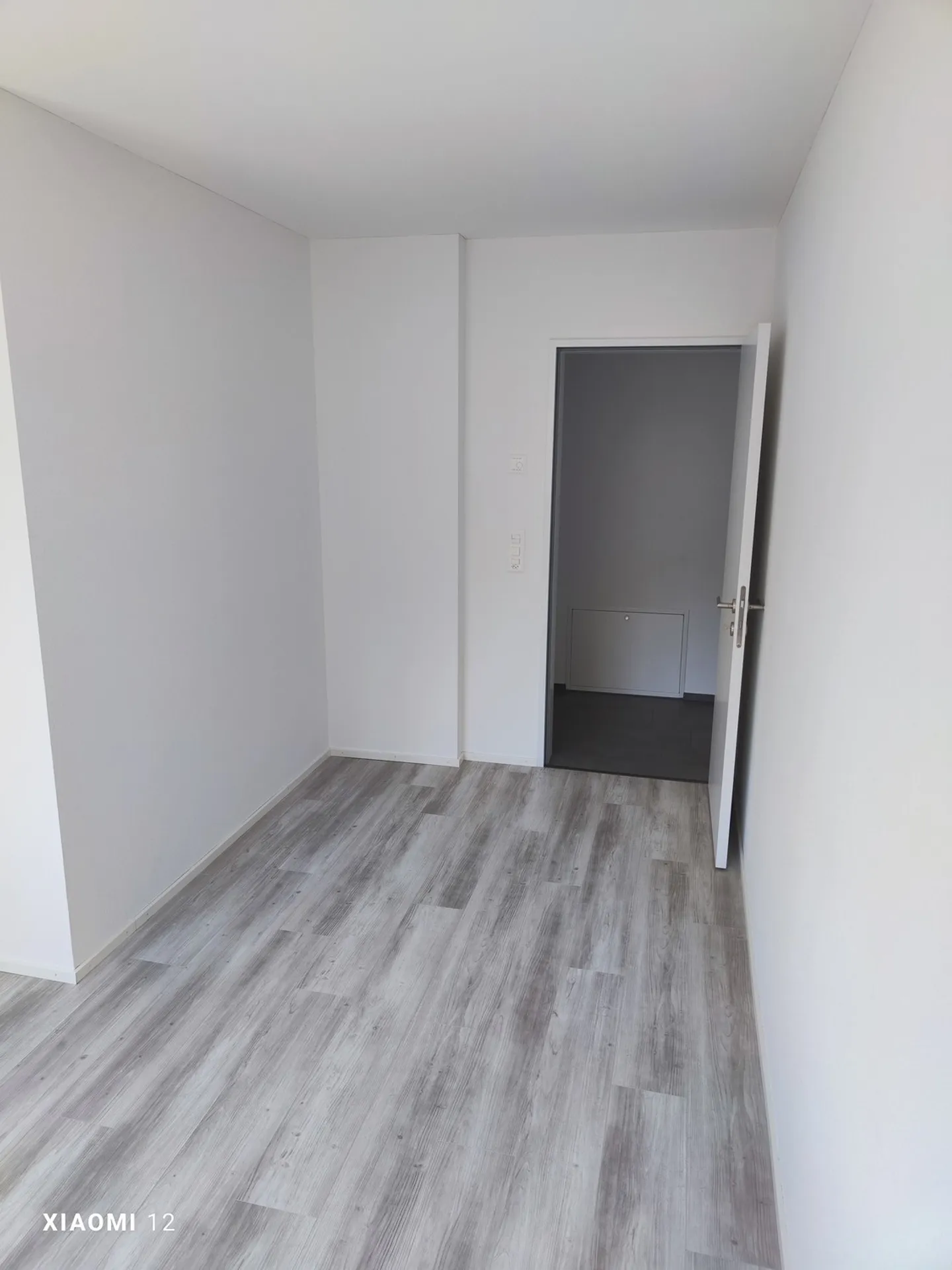 Appartement exclusif de 3,5 pièces (4ème étage) en face du Zwinglihaus - Photo 15 sur 29