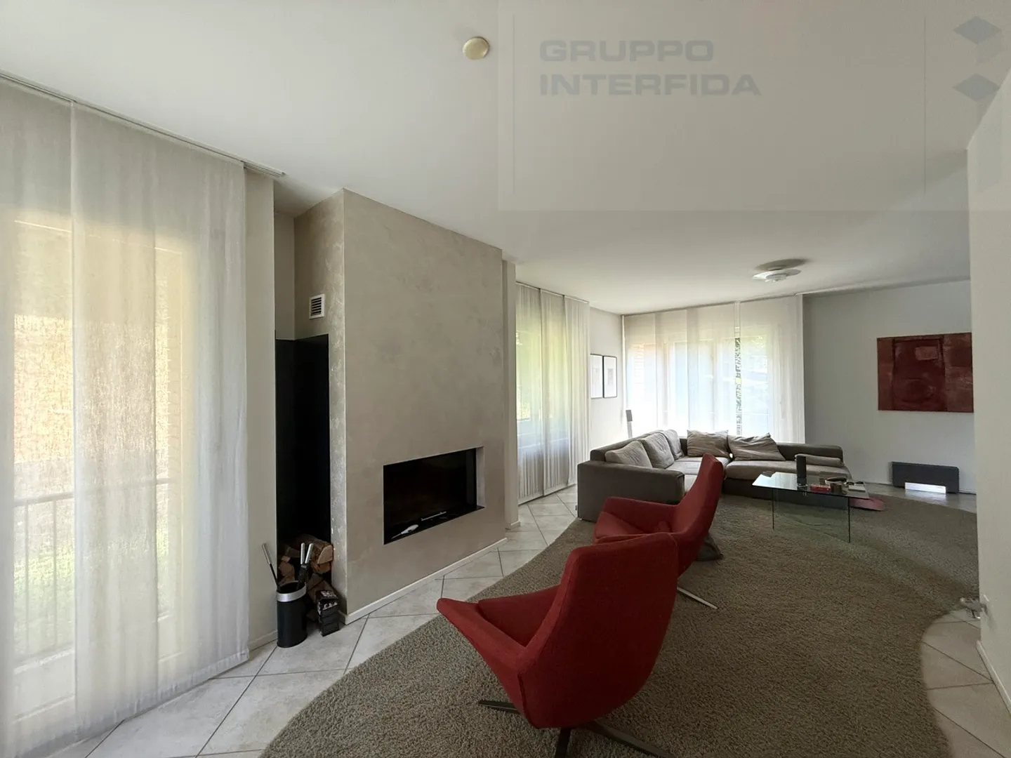 GRANDE VILLA AVEC PISCINE - Photo 7 sur 18