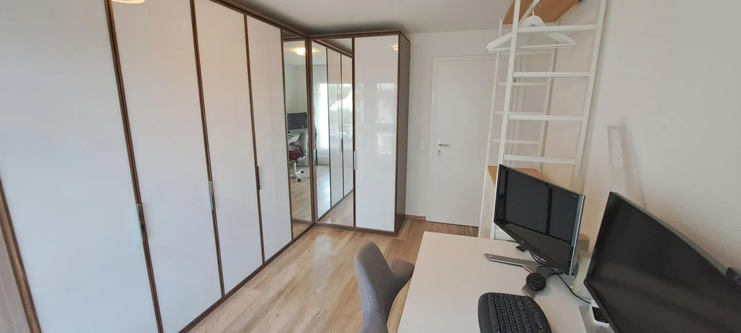 Appartamento 4 1/2 stanze a Winznau incluso 3 posti auto e stanza hobby - Foto 15 di 25