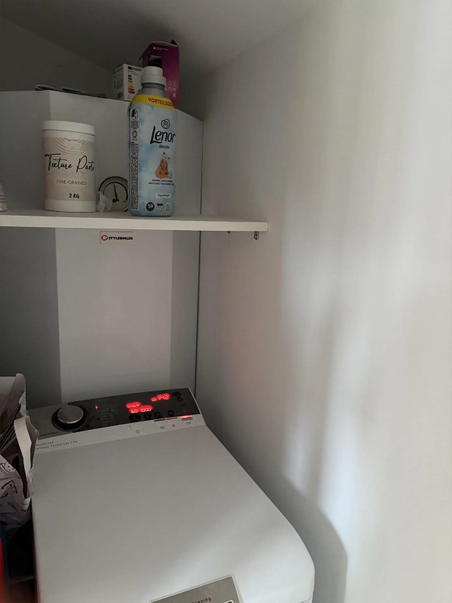 Schöne 4,5 Zimmer Wohnung mit atemberaubender Aussicht in Sigriswil - Foto 9 von 16