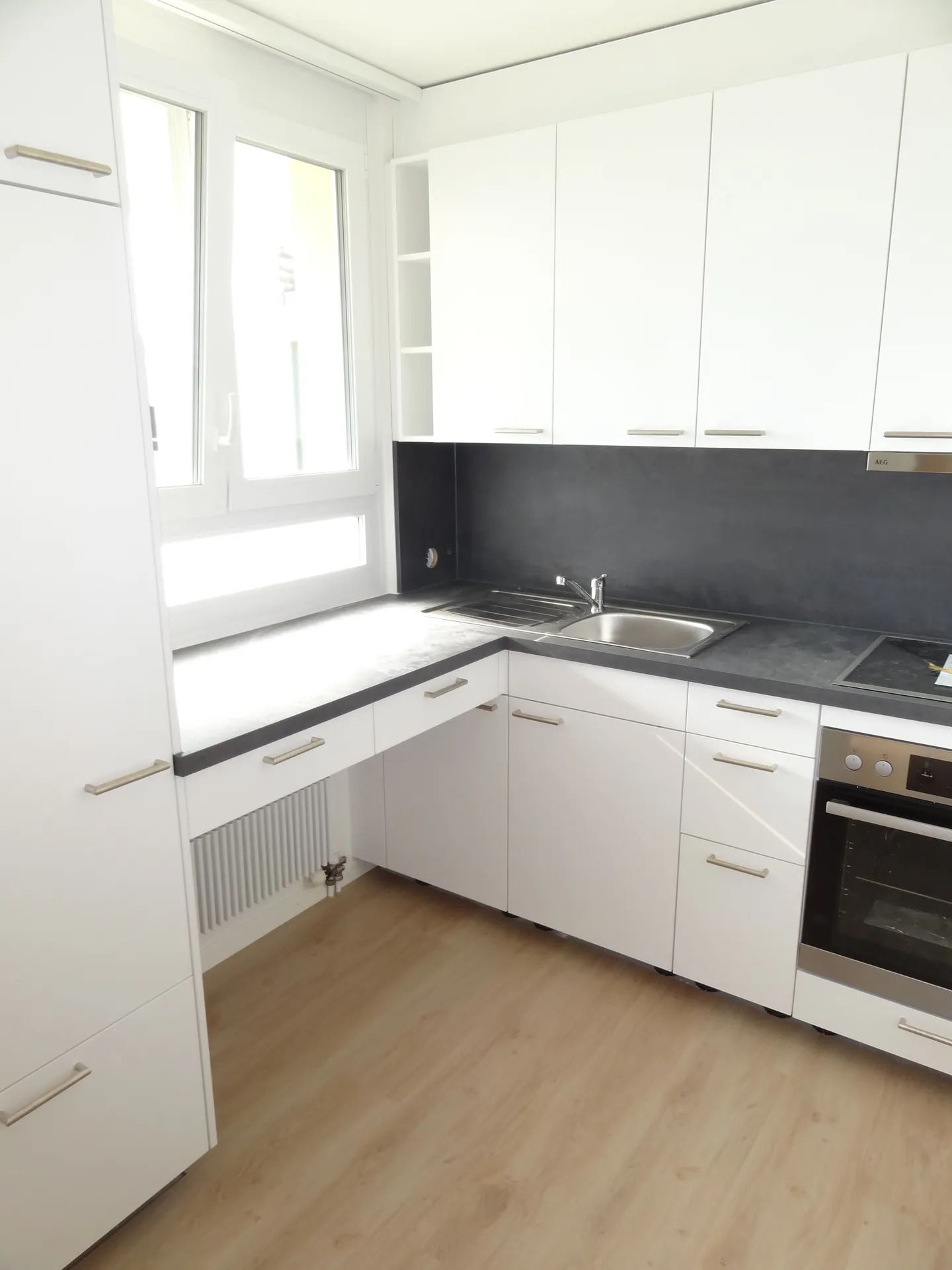 Newly renovated 2-room apartment - Photo 1 of 6