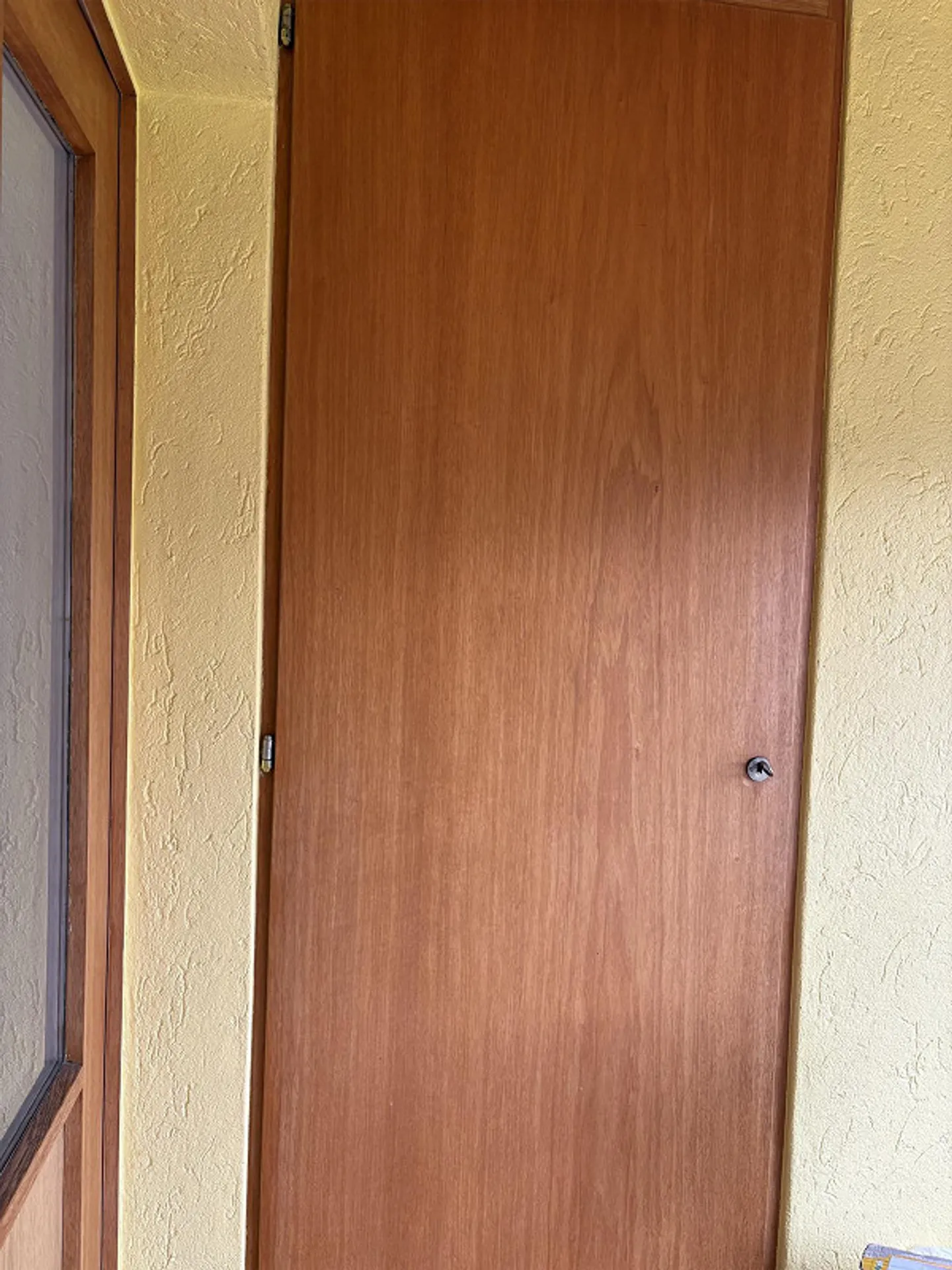 Schöne 4,5 Zimmer Wohnung mit atemberaubender Aussicht in Sigriswil - Foto 15 von 16