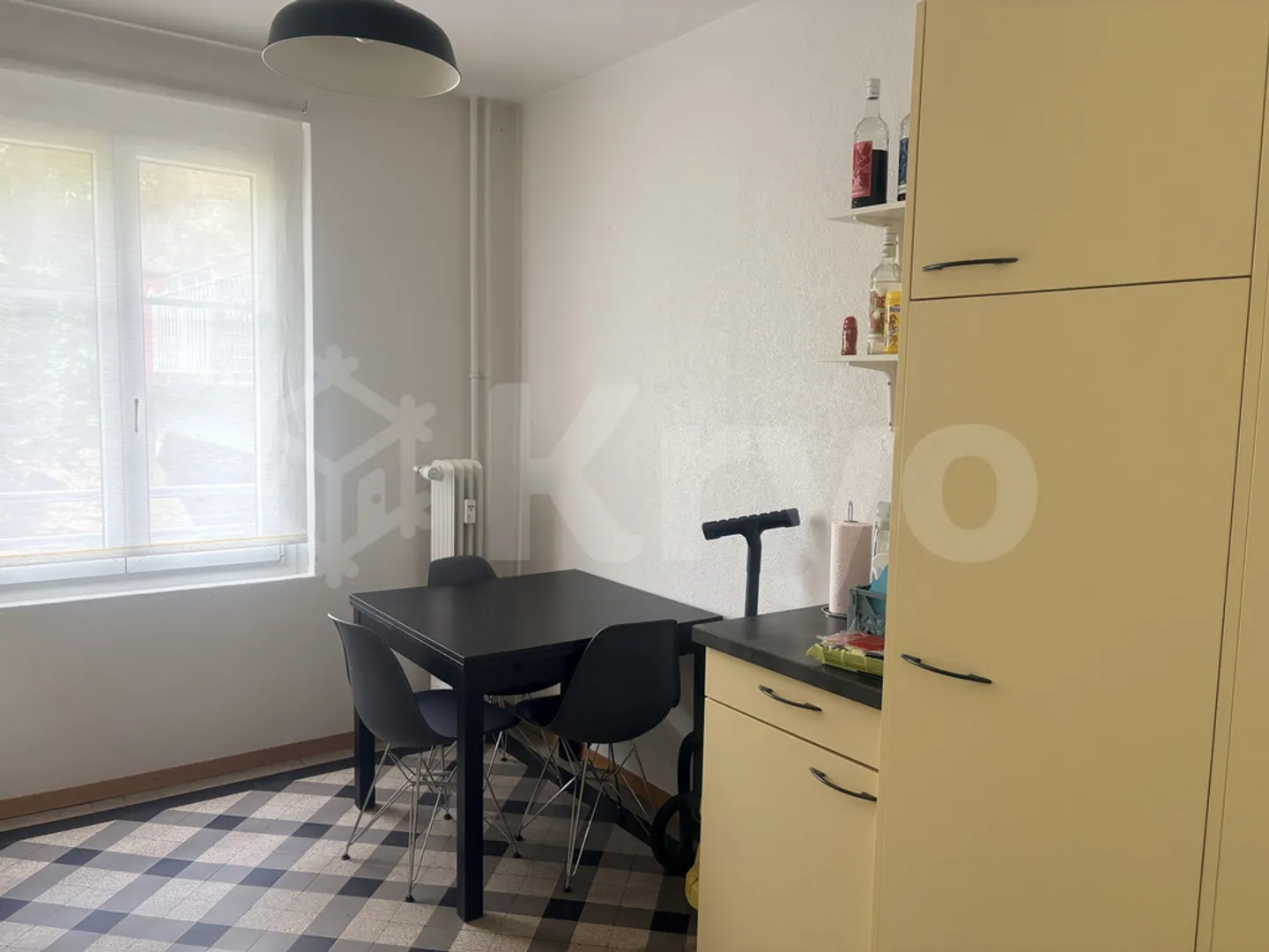 BEAUTIFUL 4-ROOM BRIGHT APARTMENT - Photo 2 of 12