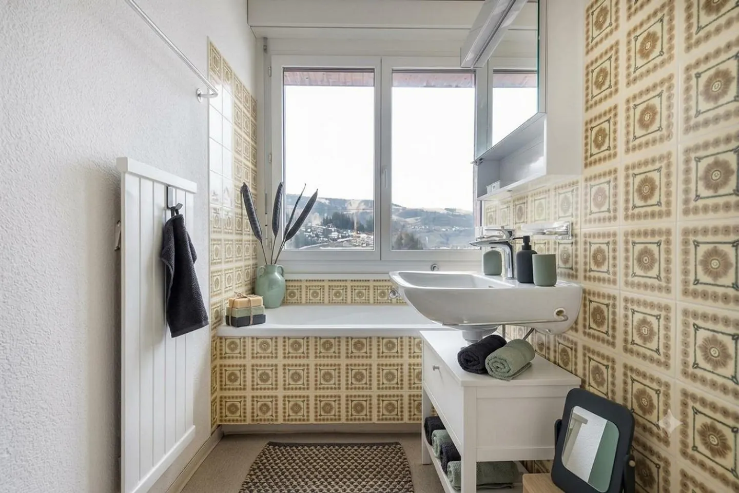VIVERE SOPRA I TETTI - con vista - Foto 3 di 8