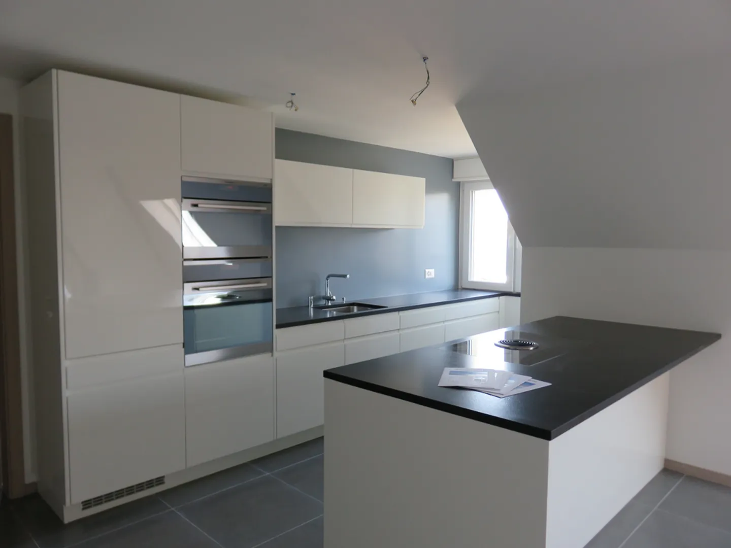 Charmant Appartement Sous Les Combles - Photo 2 sur 6