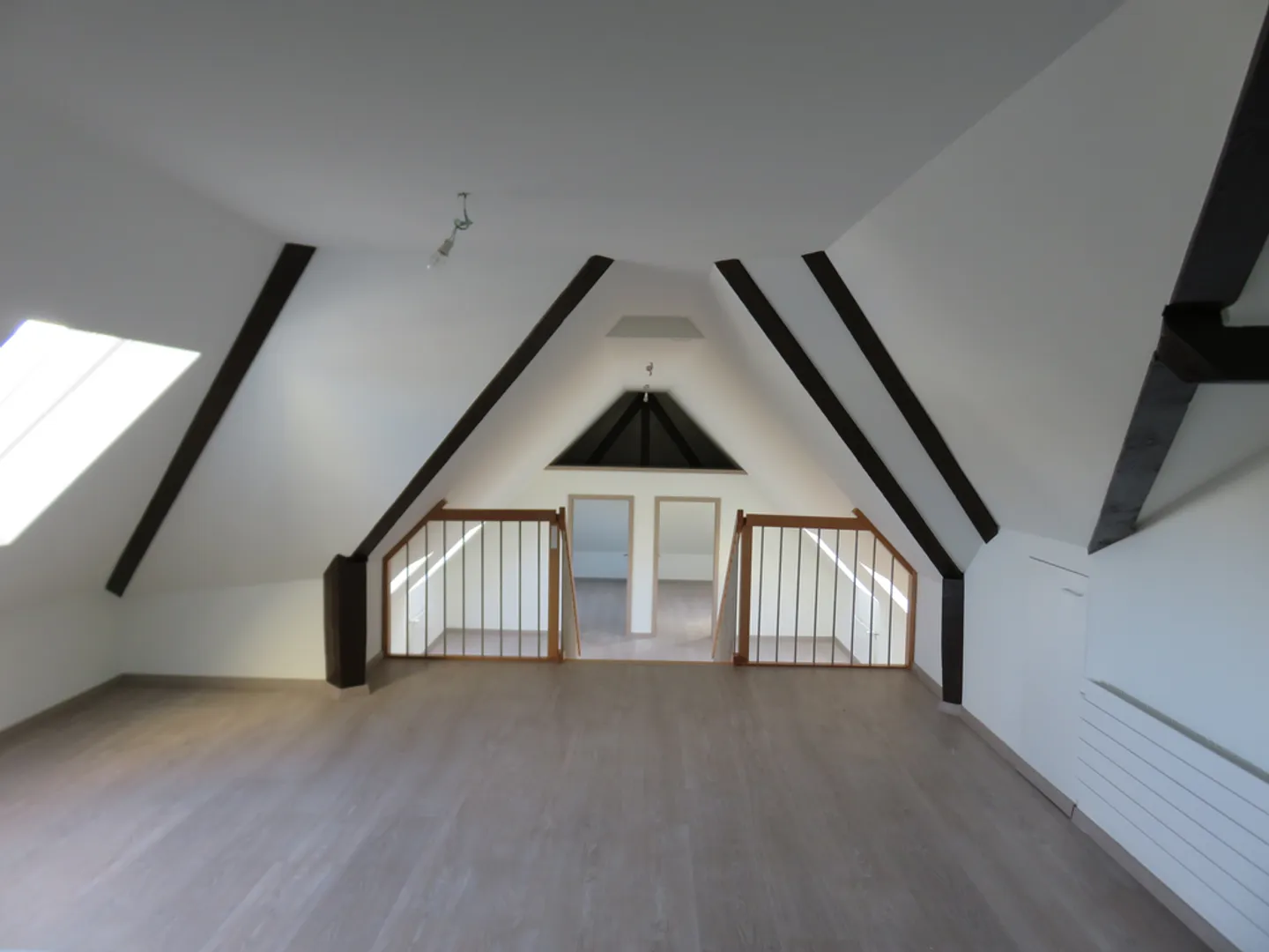 Charmant Appartement Sous Les Combles - Photo 4 sur 6