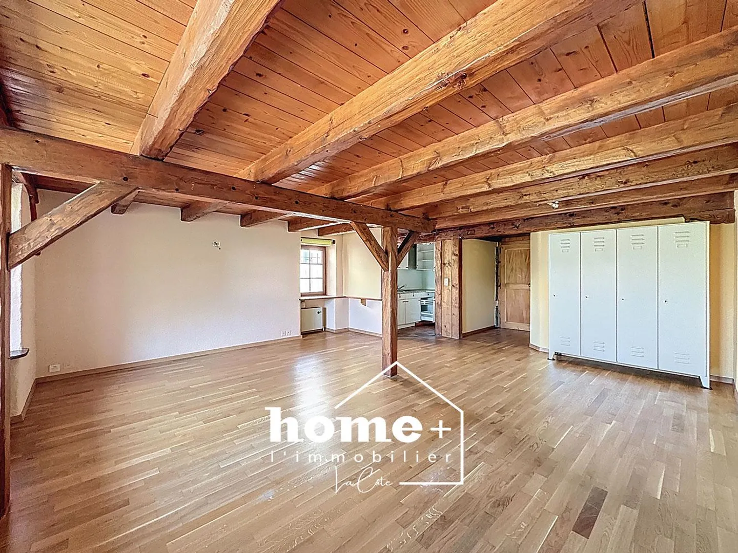 In esclusiva - Spazioso studio - Foto 1 di 3