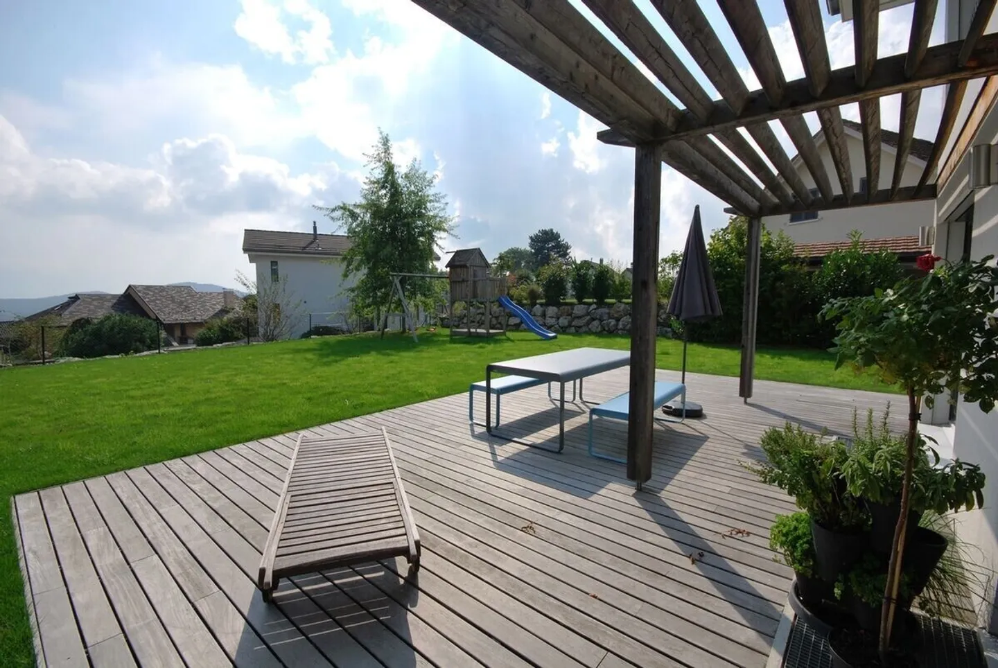 Modern Villa with Mountain View - Photo 13 of 13