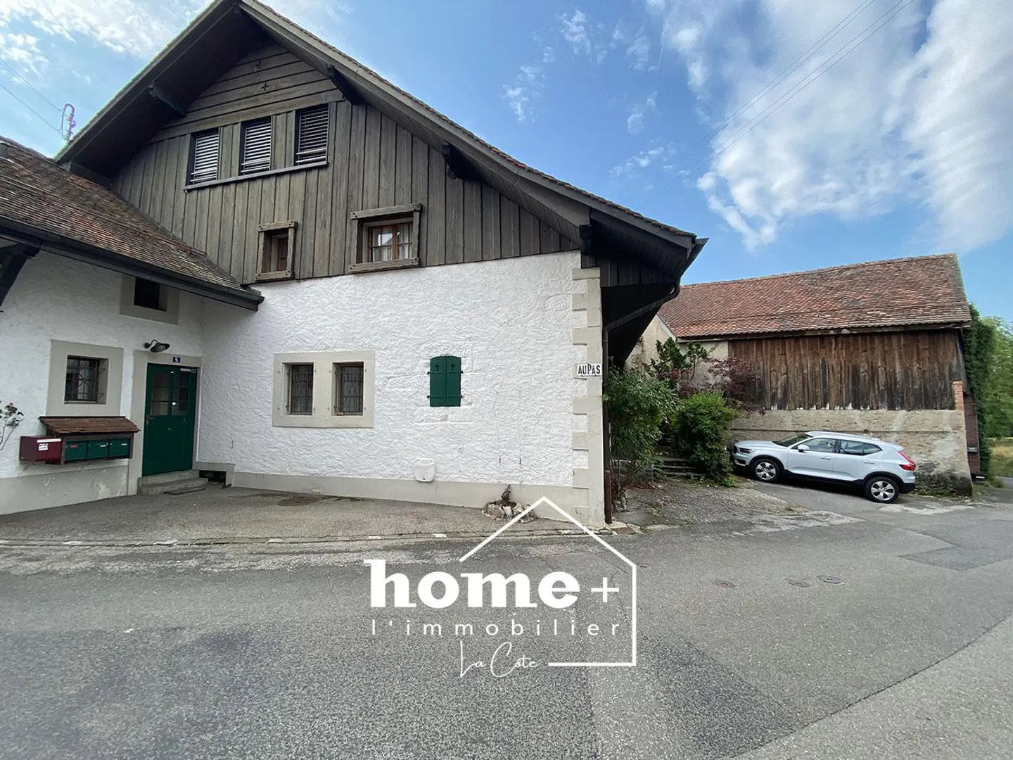 In esclusiva - Spazioso studio - Foto 3 di 3