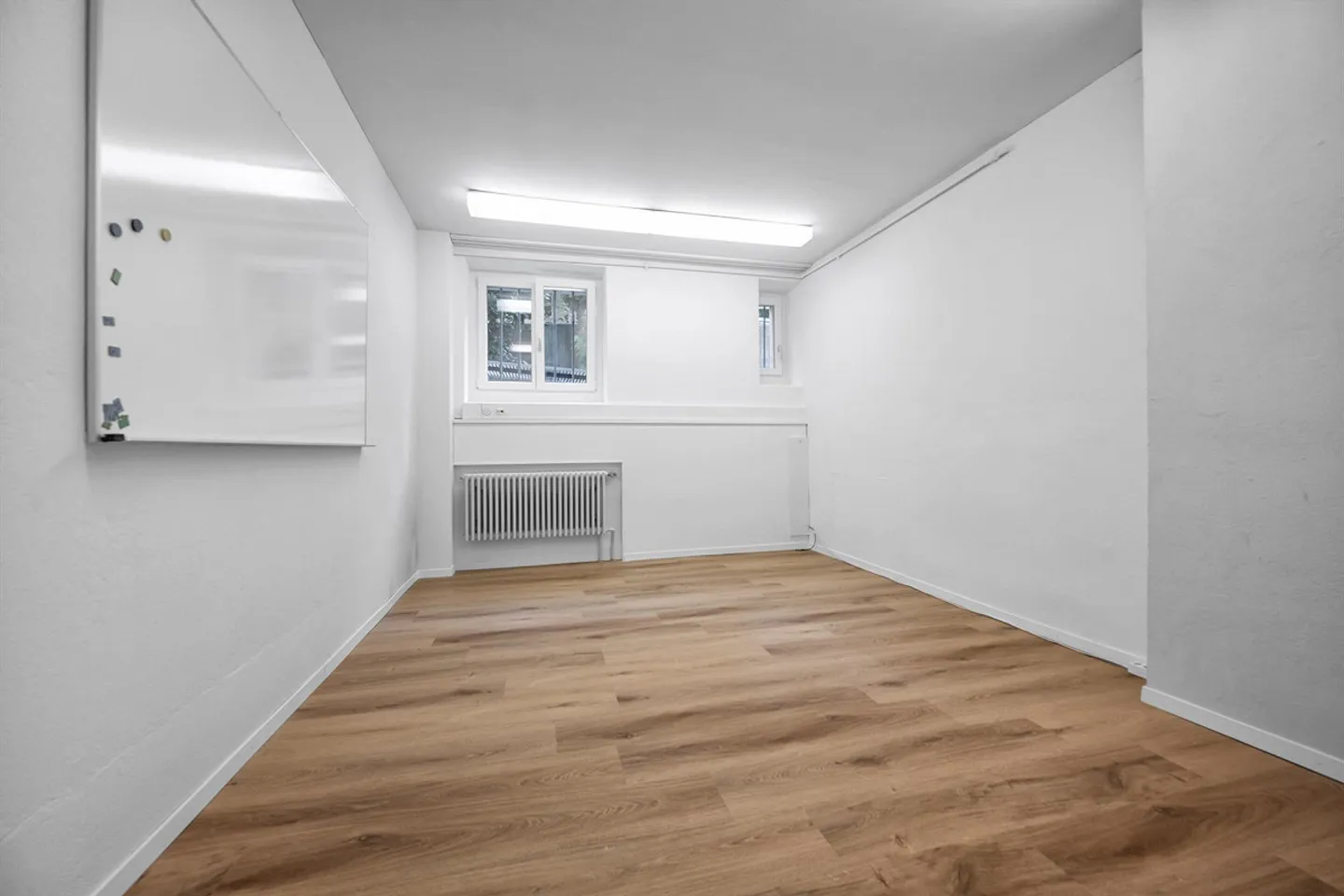 Office 5 Minutes from Herisau Train Station - Photo 5 of 8