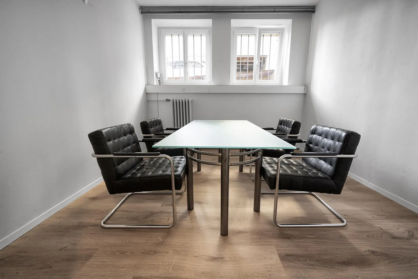 Office 5 Minutes from Herisau Train Station - Photo 2 of 8