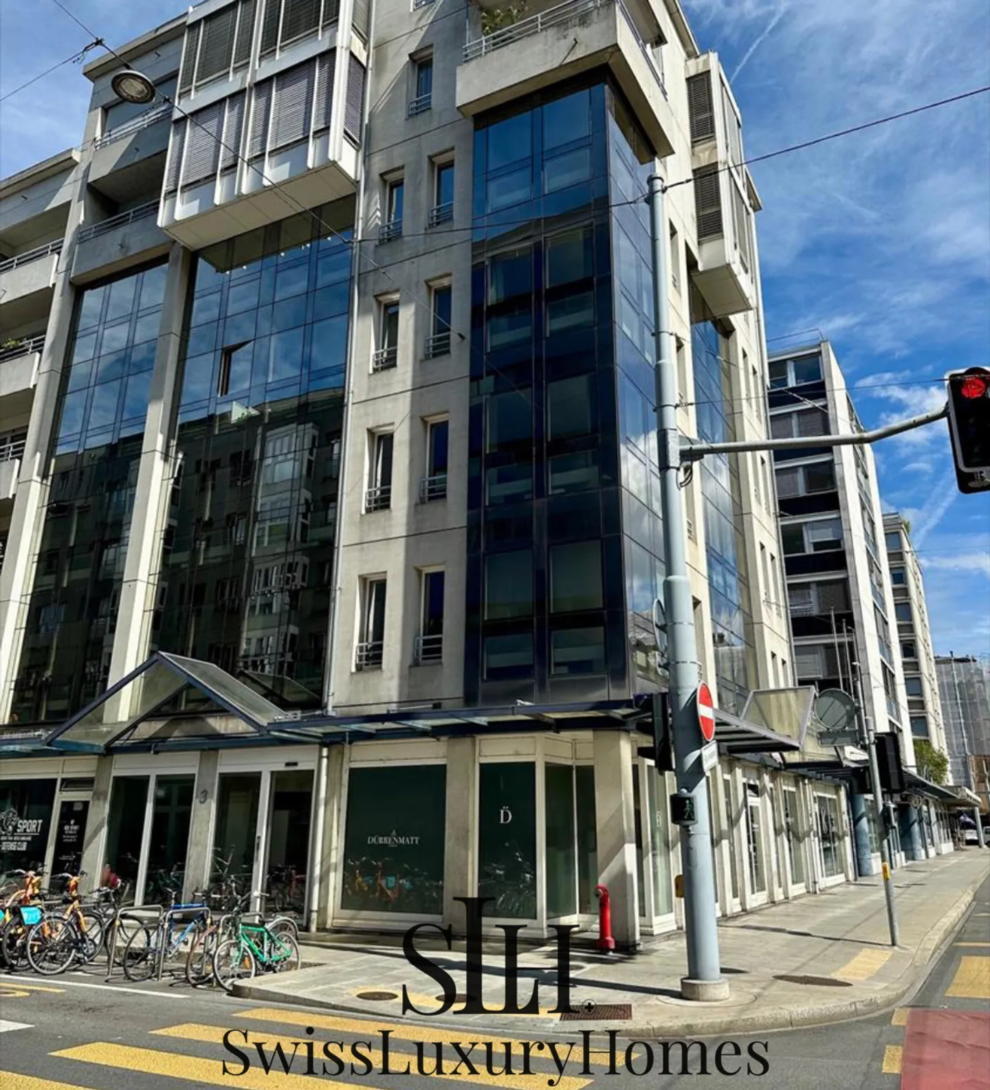 Elegante Penthouse-Wohnung mit Terrassen und Parkplatz - Foto 16 von 19