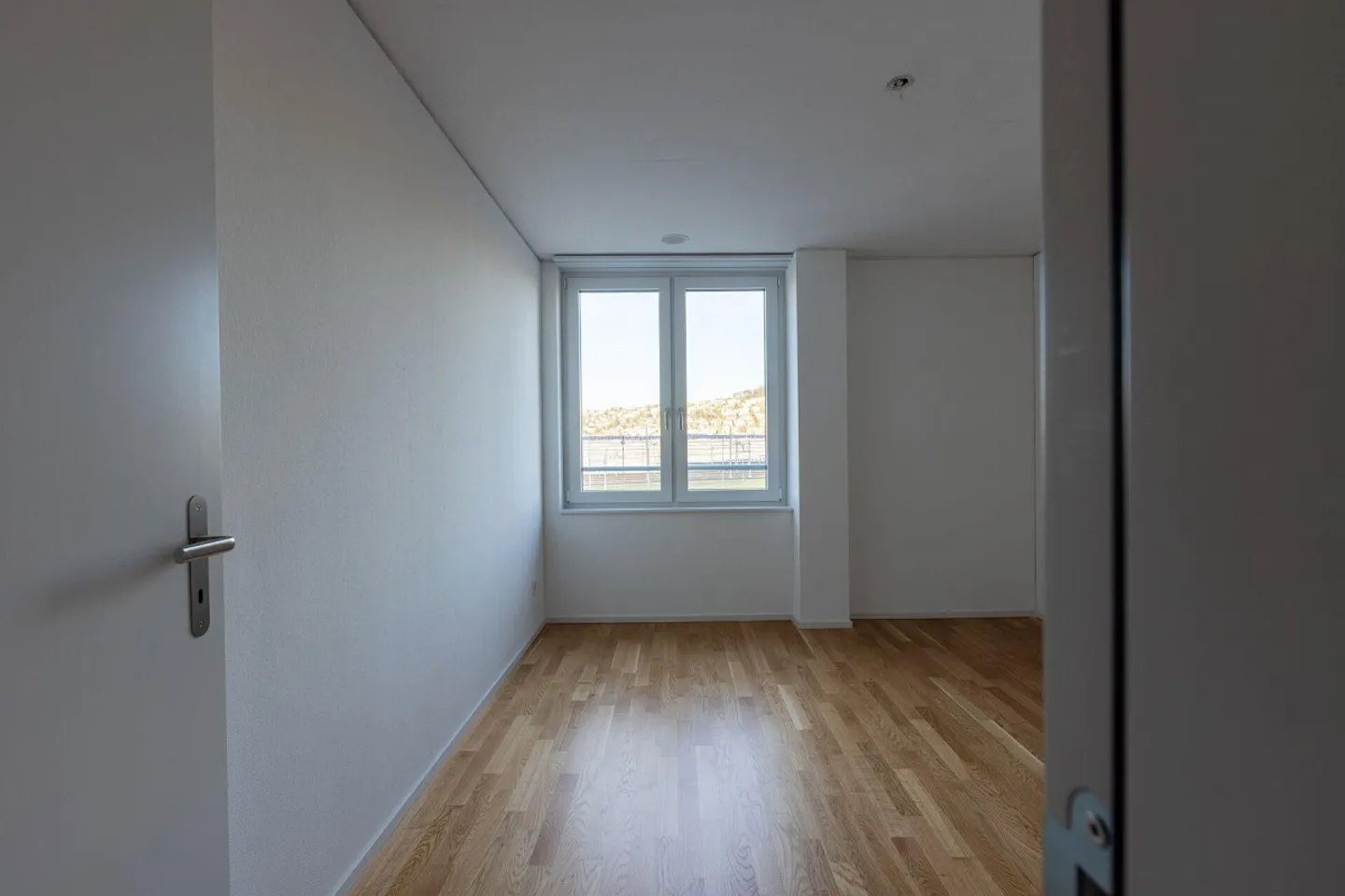 Ampio appartamento di 5.5 stanze 03.21 con molte opzioni di acquisto - Foto 2 di 19