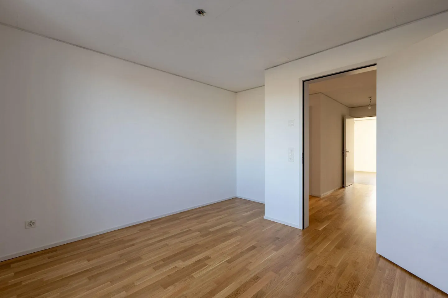 Ampio appartamento di 5.5 stanze 03.21 con molte opzioni di acquisto - Foto 7 di 19