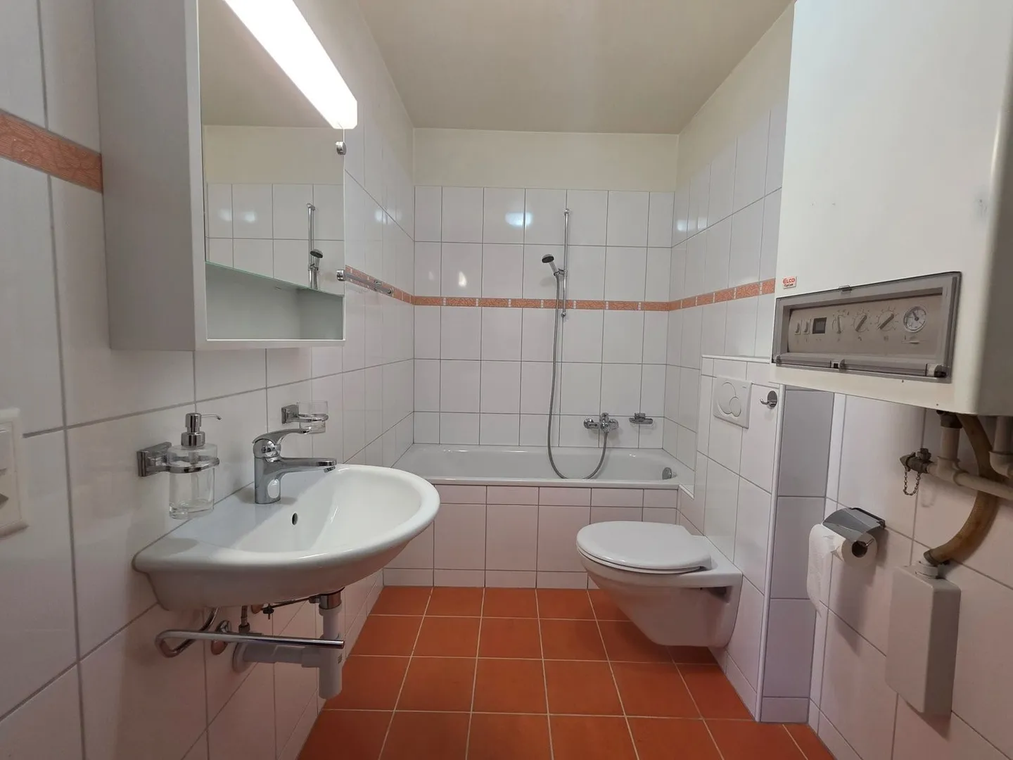 WOHNUNG IN DER NÄHE DES MARKTPLATZES - Foto 6 von 8