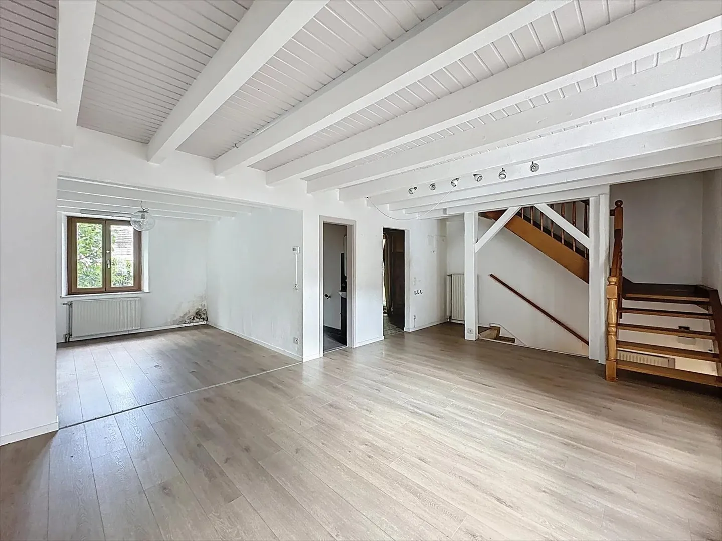 Bella casa di villaggio da ristrutturare - Permesso di costruzione disponibile - Foto 8 di 10