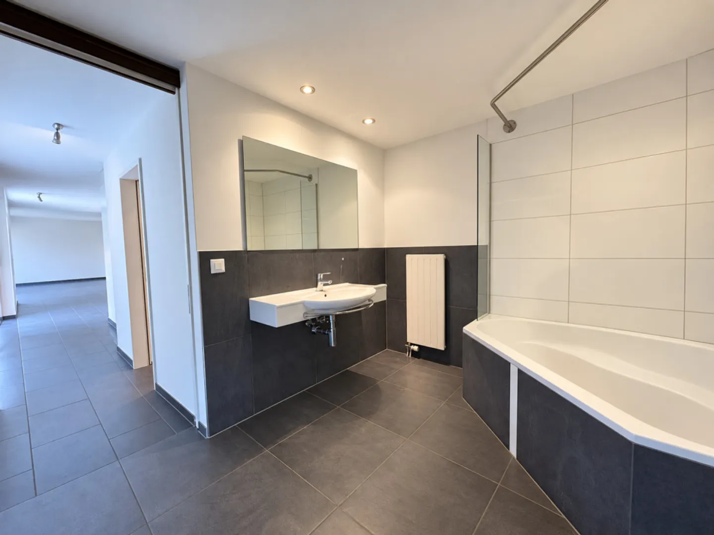 Unique Loft Apartment 74 m2 Living Space with 30m2 Terrace - Photo 6 of 10