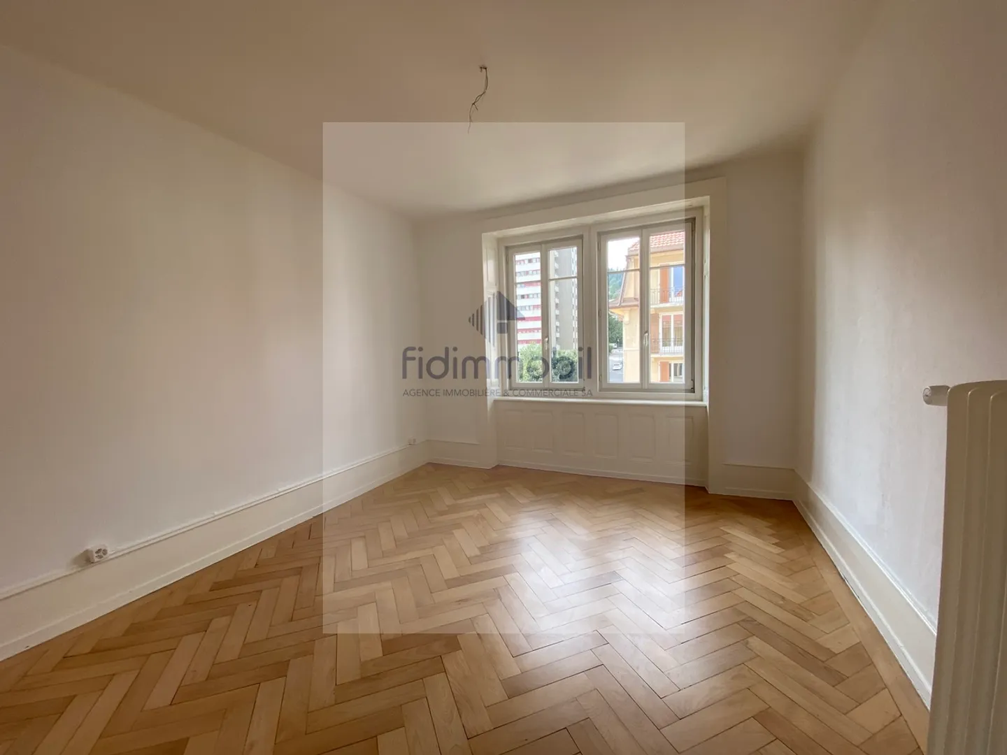 Appartement de 4 pièces plein de charme - Photo 2 sur 8