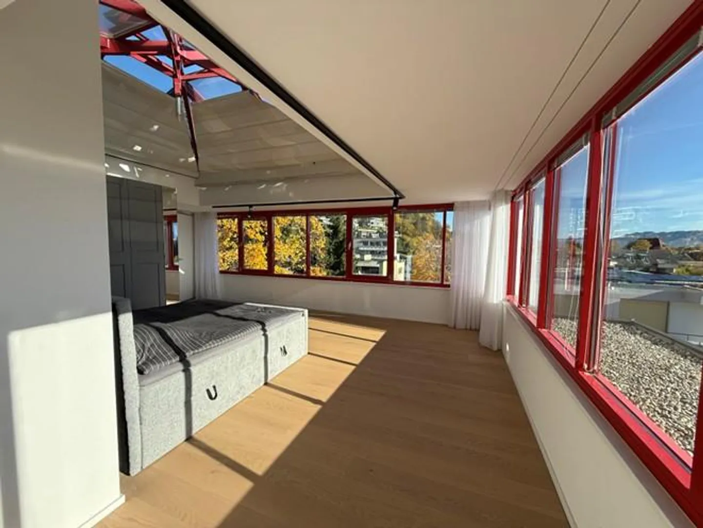 Penthouse apartment with spacious terrace and breathtaking view - Photo 9 of 20