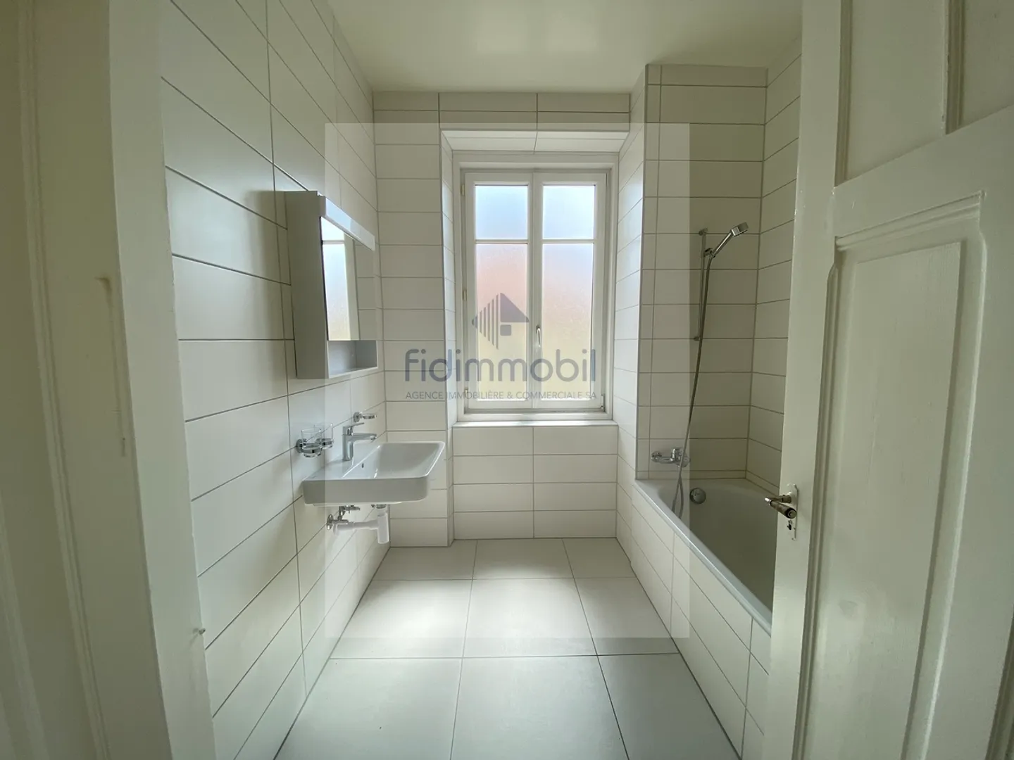Appartement de 4 pièces plein de charme - Photo 6 sur 8