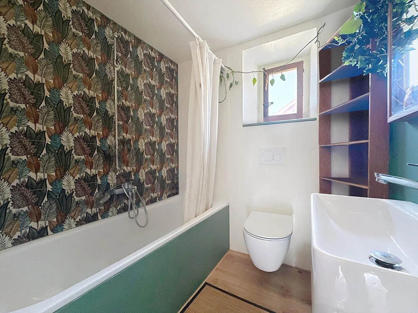 UNA CASA RURALE CON FIENILE ADIACENTE E GIARDINO - Foto 11 di 13