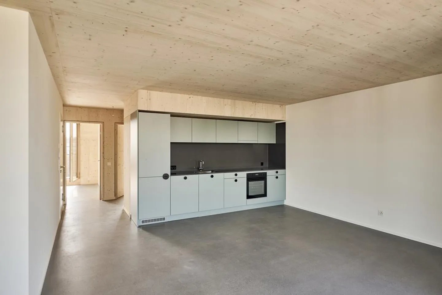 Appartement fraîchement rénové ! - Photo 1 sur 10