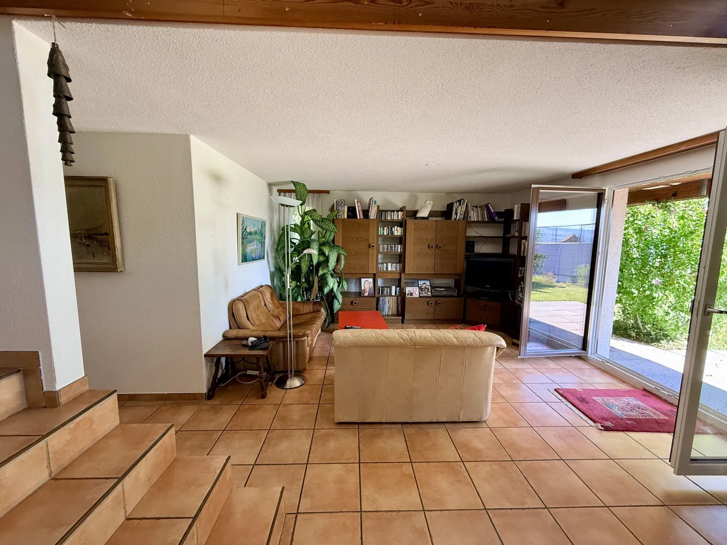 Maison individuelle avec chauffage géothermique, cuisine Gaggenau et jardin paradisiaque - Photo 5 sur 15