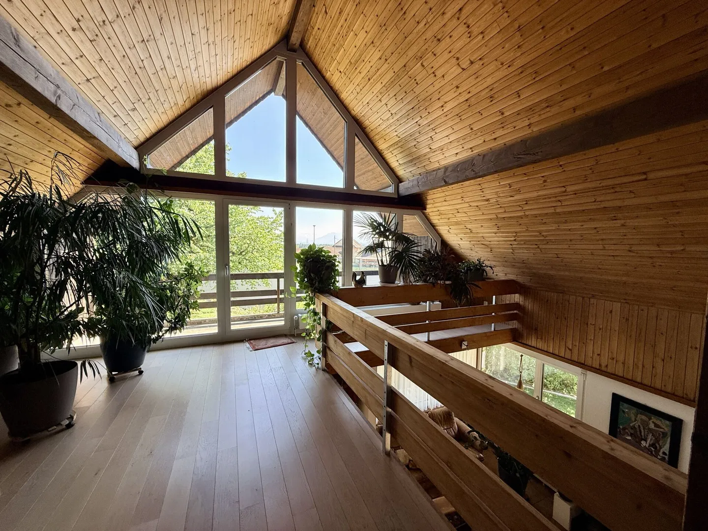 Maison individuelle avec chauffage géothermique, cuisine Gaggenau et jardin paradisiaque - Photo 8 sur 15