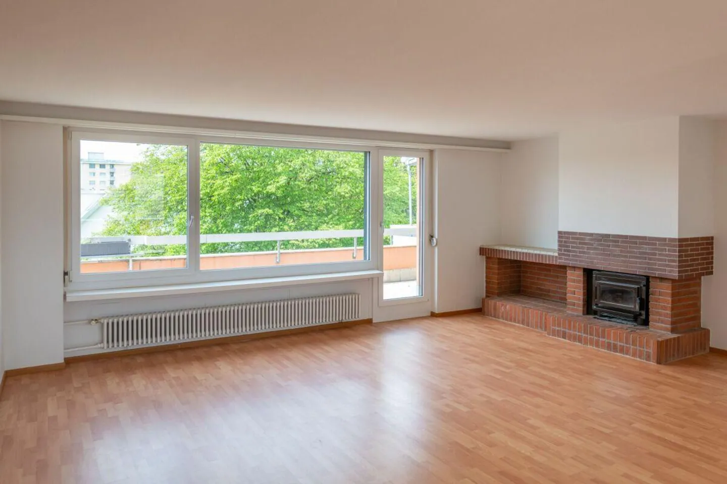 Appartamento soleggiato di 5,5 stanze - Foto 1 di 8