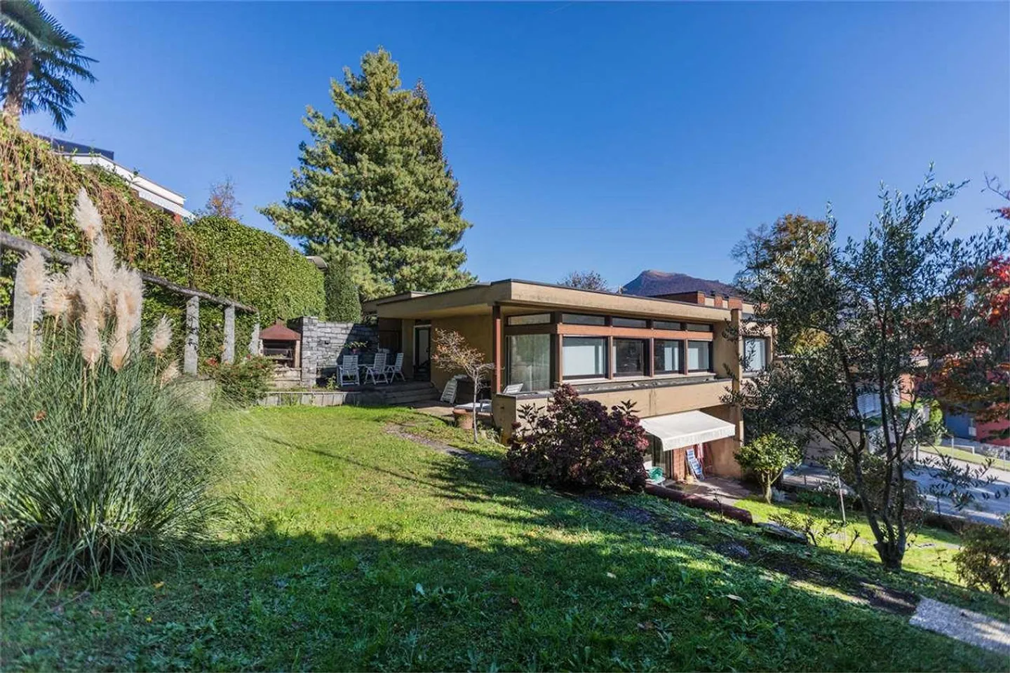 Appartement 5,5 pièces avec jardin privé - Photo 1 sur 13