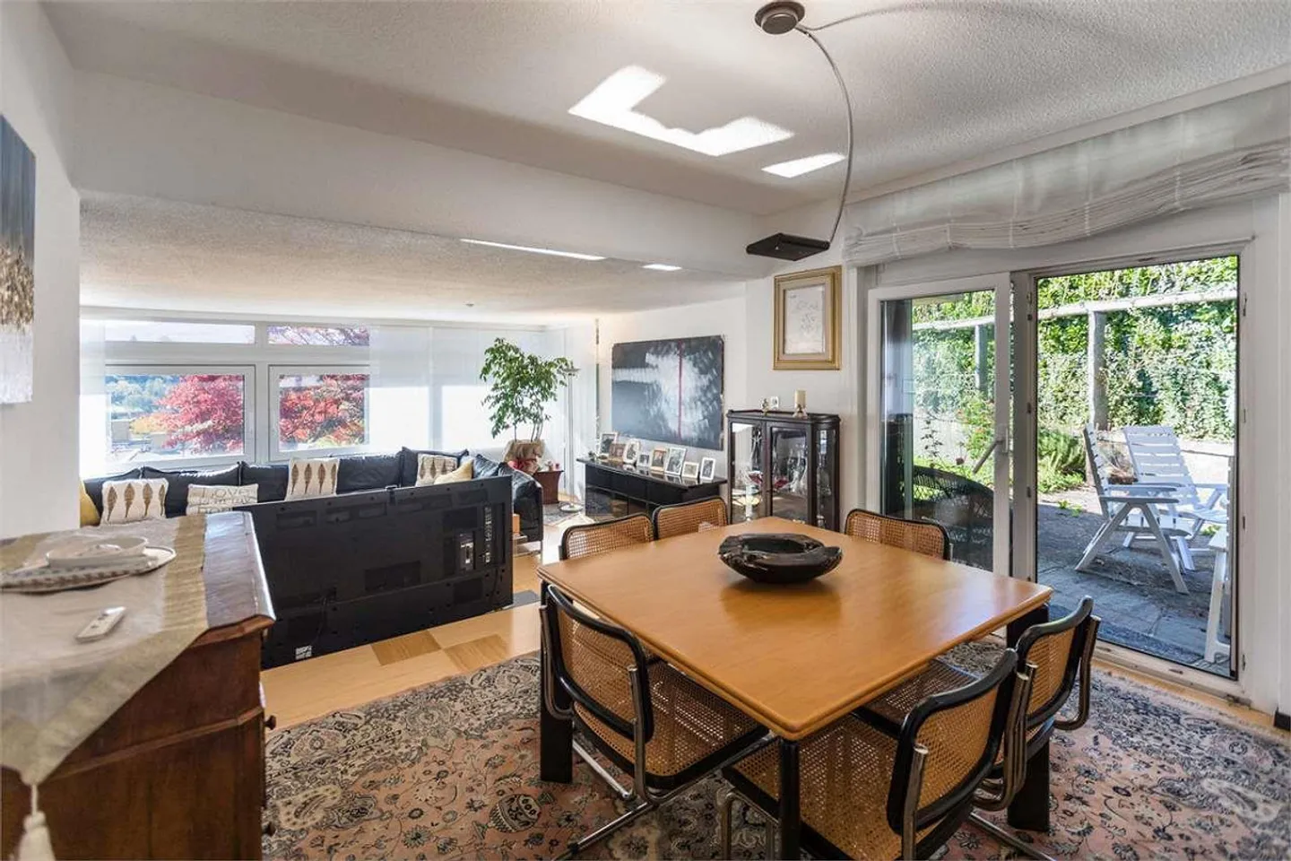 Appartement 5,5 pièces avec jardin privé - Photo 12 sur 13