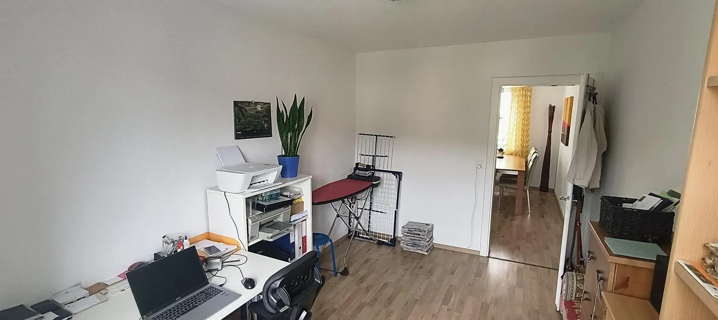 Appartement lumineux de 3,5 pièces dans le quartier populaire de Breite - Photo 6 sur 15