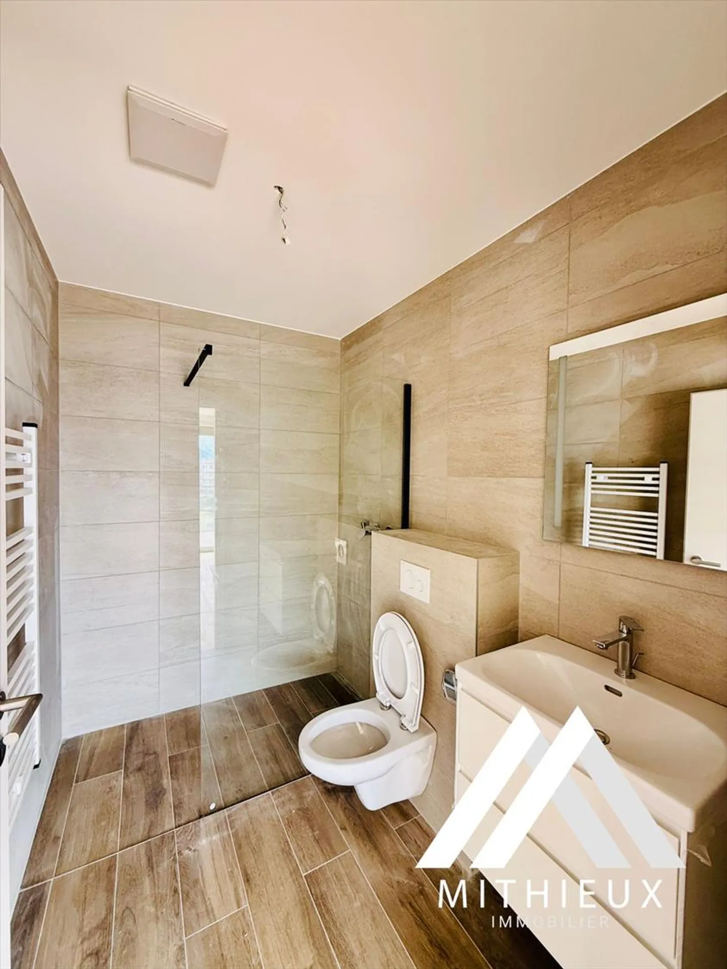 PENTHOUSE OF 3.5 ROOMS, 112 M2 - SION (DELIVERY DECEMBER 2025) - Photo 9 of 13