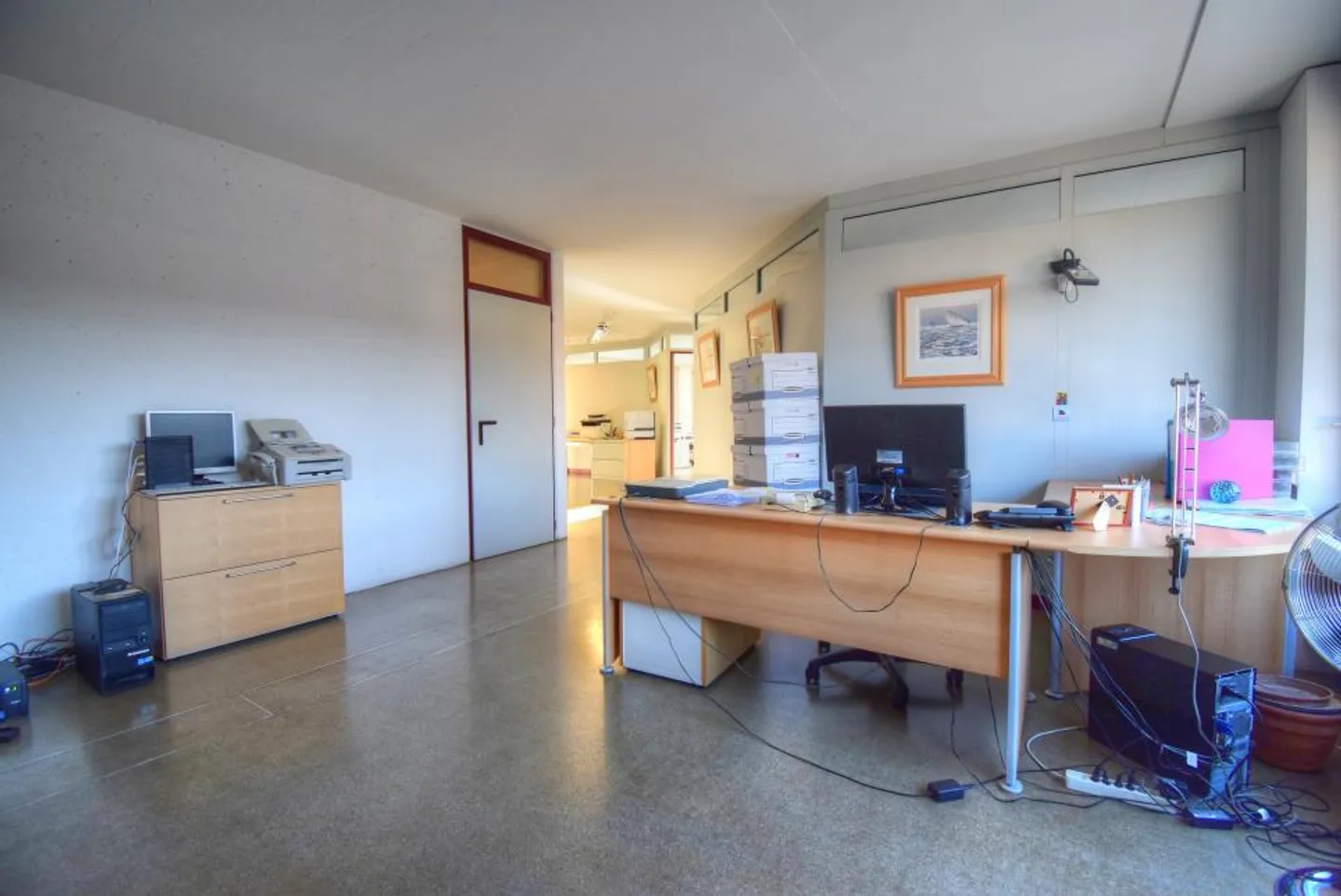 In an attractive area of Nyon: 350m2 of offices - Photo 8 of 10