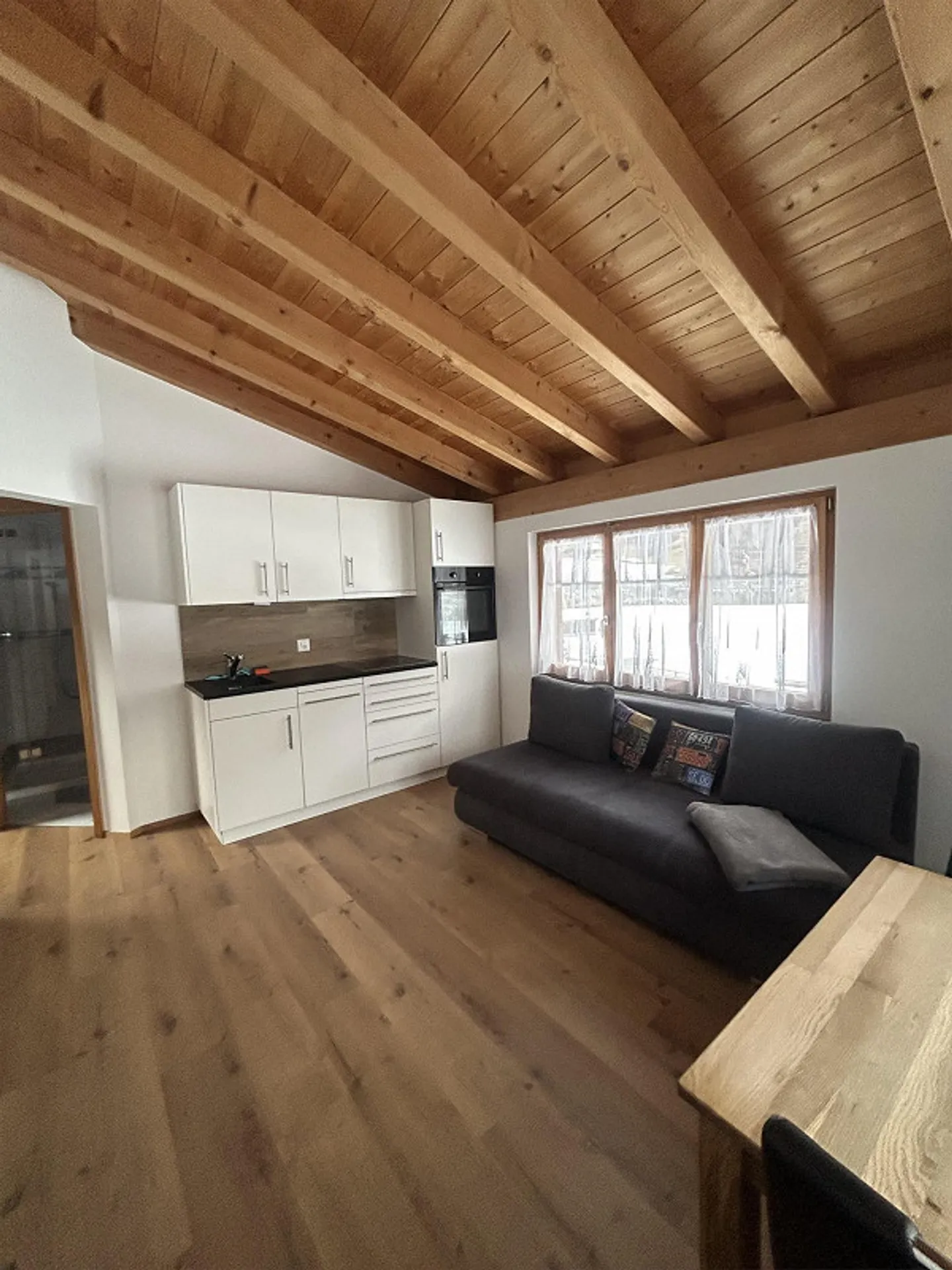 Charmante Wohnung in Tavanasa - Foto 3 von 5