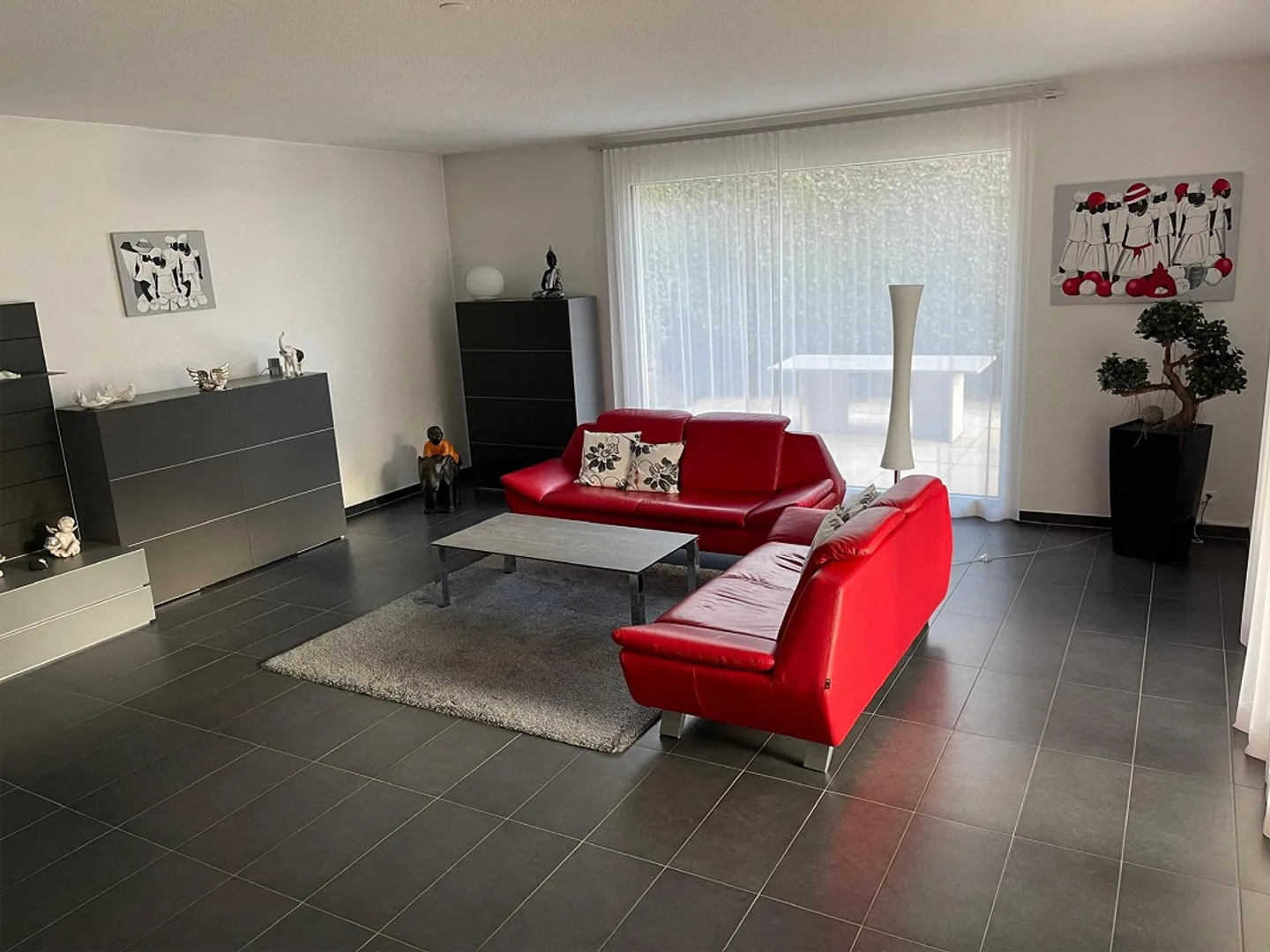 Well-kept country house - Photo 4 of 12