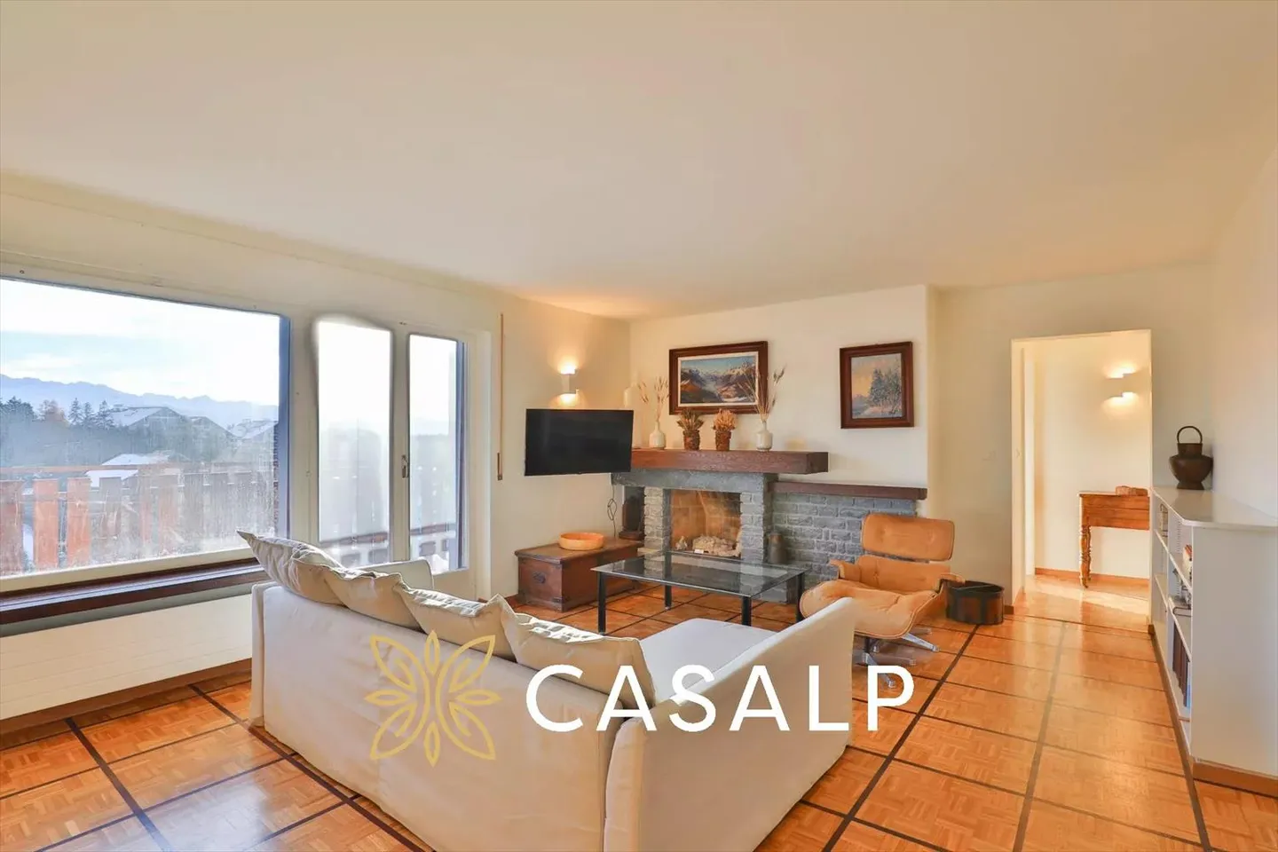 Spacious 5.5-room penthouse in the center of Crans - Photo 2 of 13