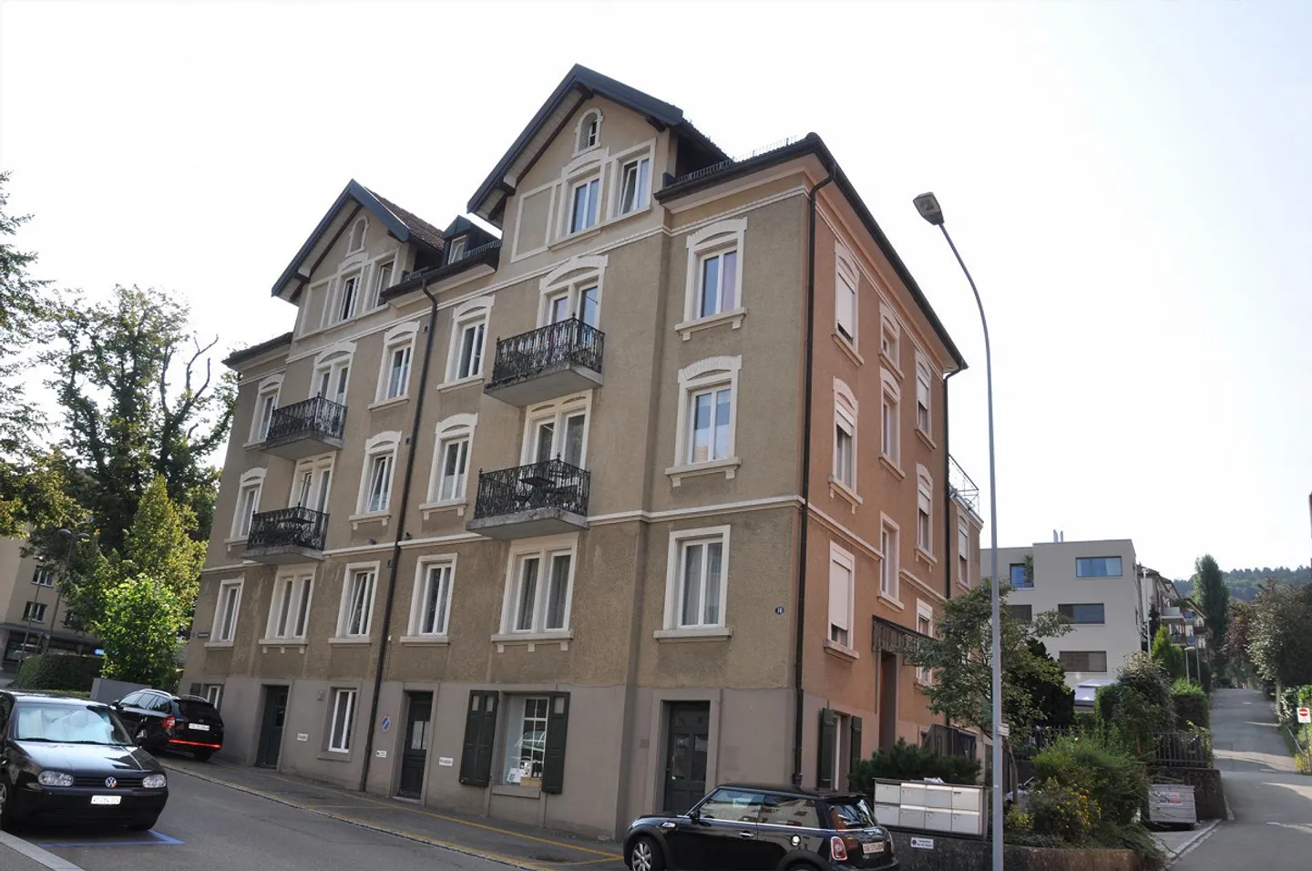 2-room old building apartment with terrace near hospital and city center! - Photo 1 of 6