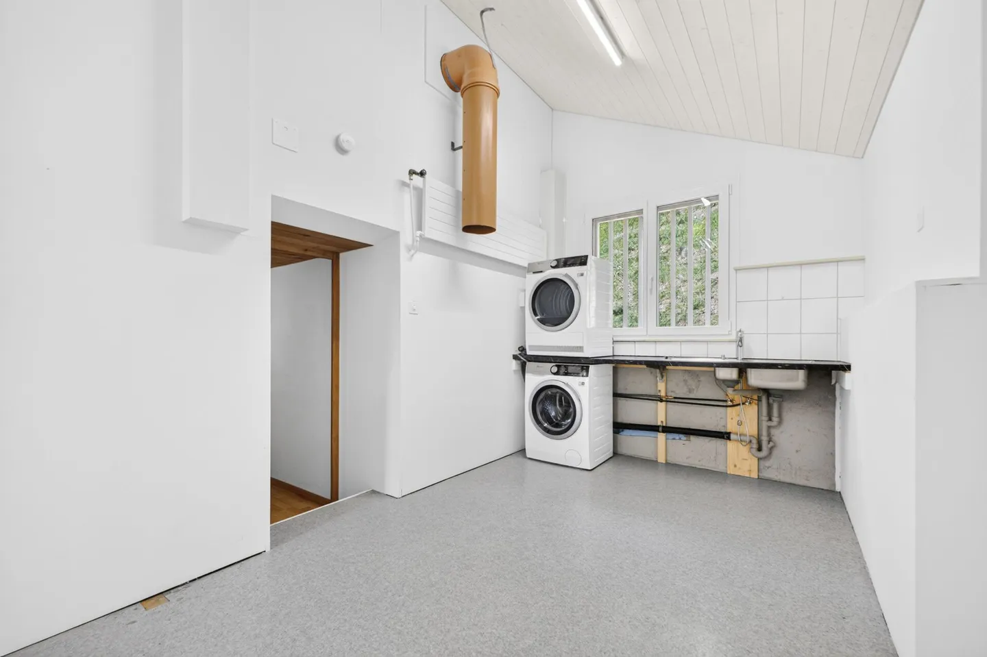 2 Single-family homes with plenty of space in the heart of Rüthi - Photo 29 of 30