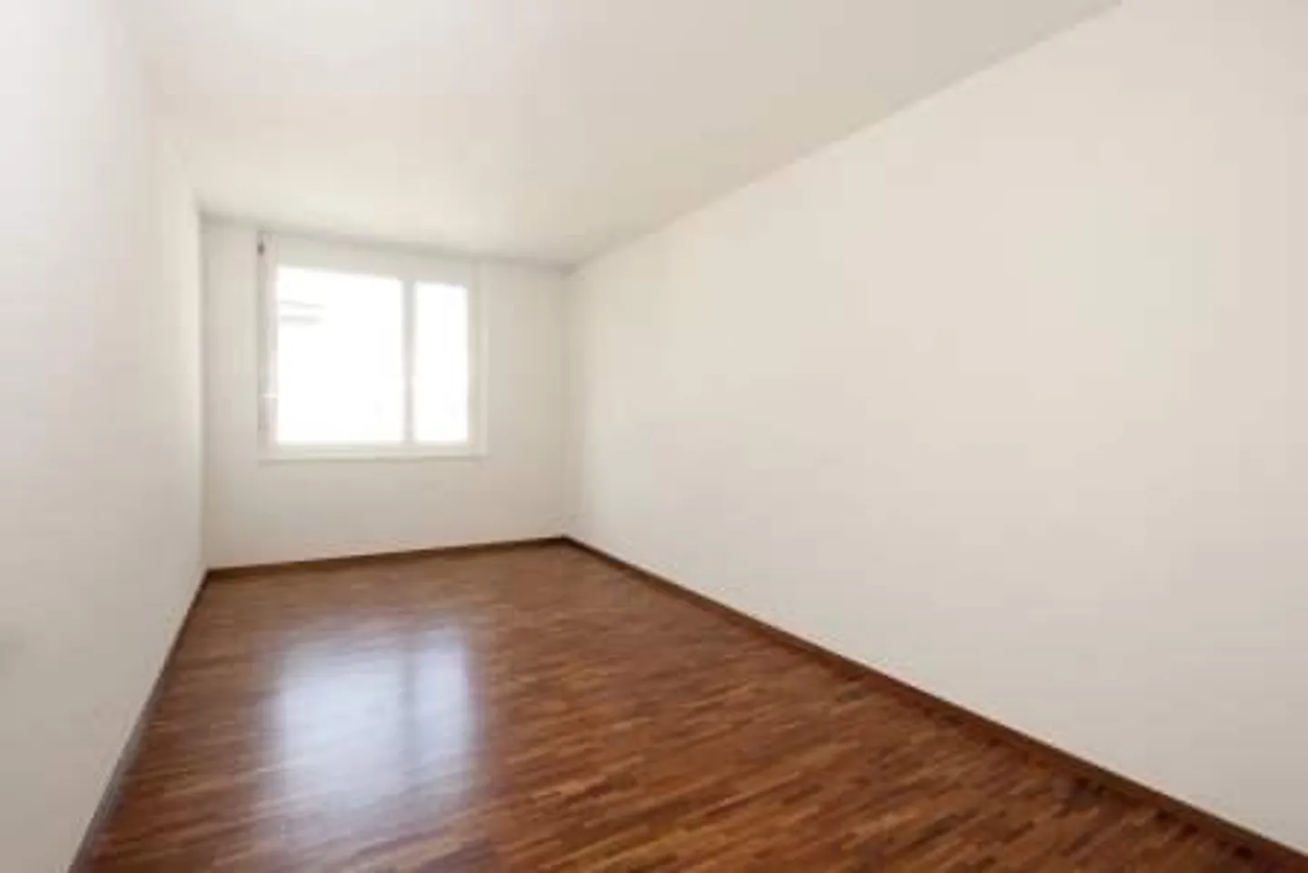 Modern 4.5-Room Apartment - Photo 6 of 9
