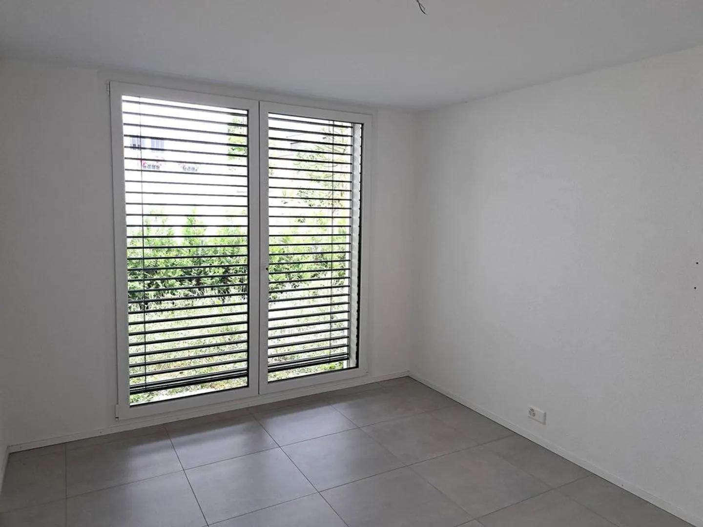 Appartement moderne avec balcon dans un emplacement calme avec des normes de qualité élevées - Photo 4 sur 9