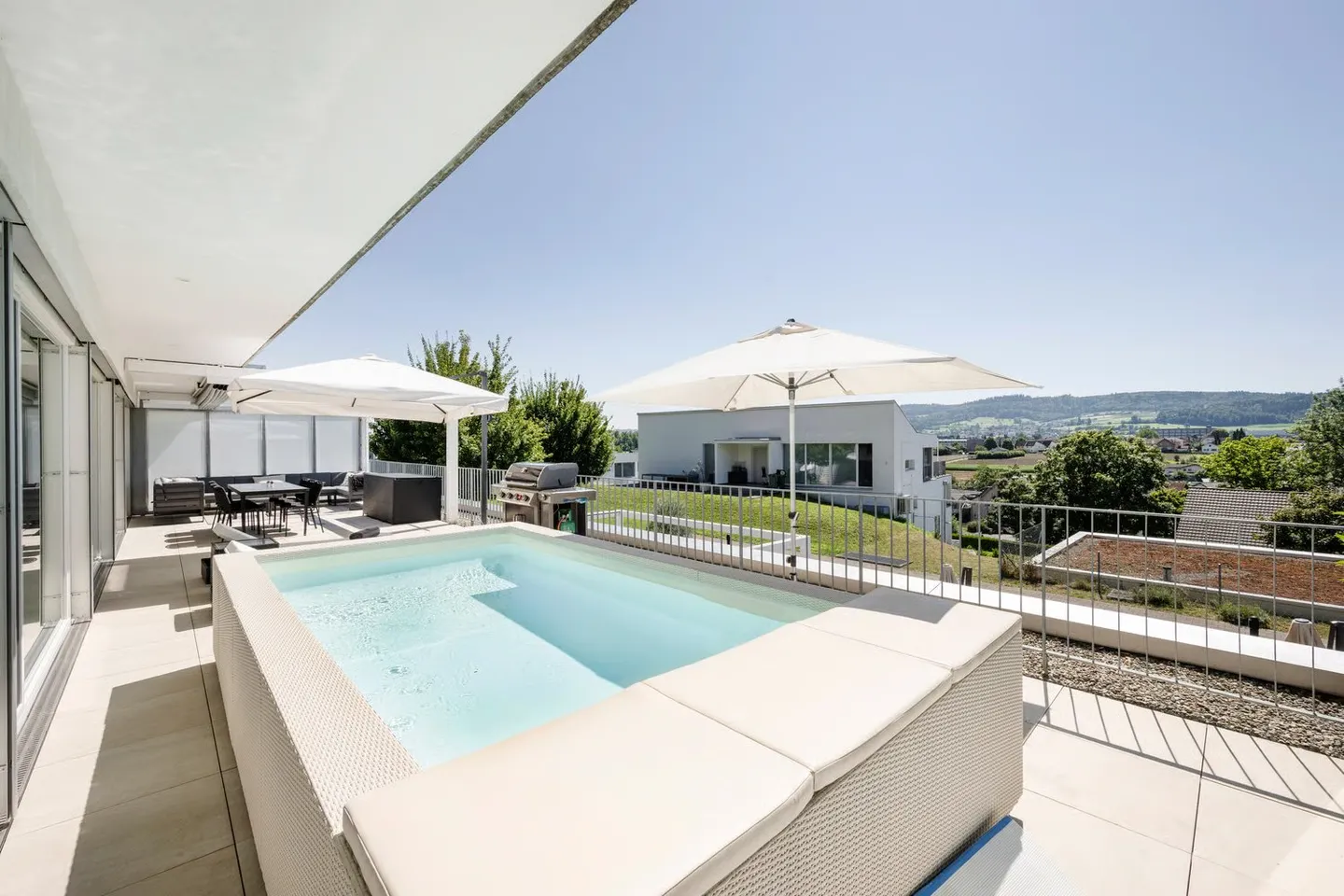 Exclusive 4.5-room terrace apartment in Dottikon - Photo 1 of 21