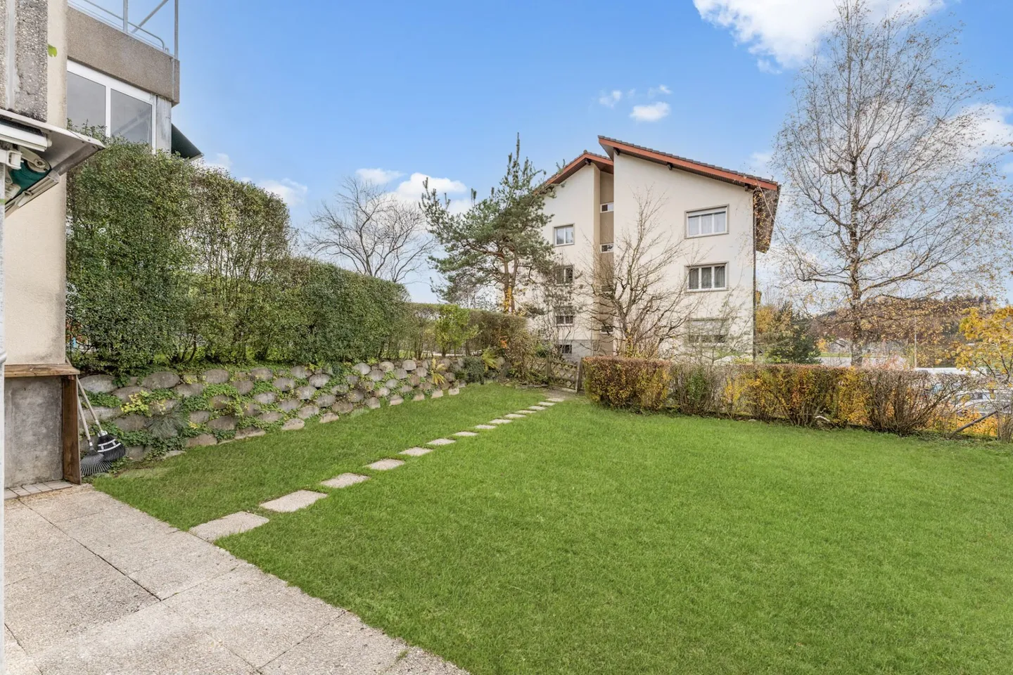 3.5-room condominium on the ground floor - Photo 9 of 12