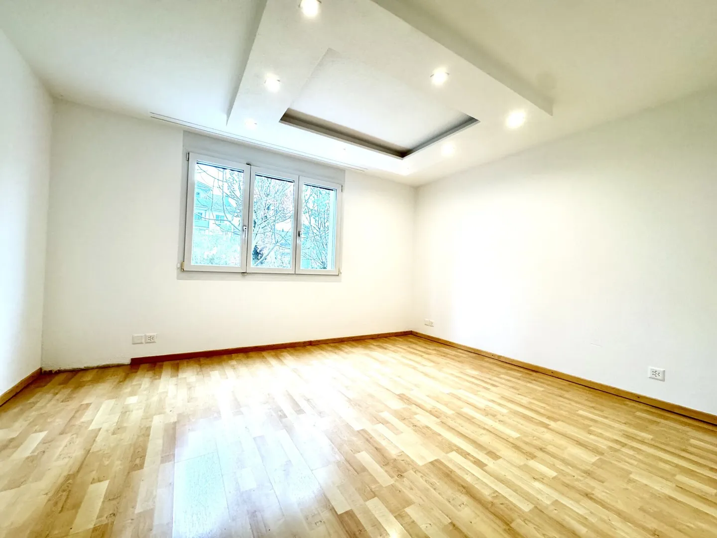 Bell'appartamento giardino di 4,5 stanze - Foto 5 di 18