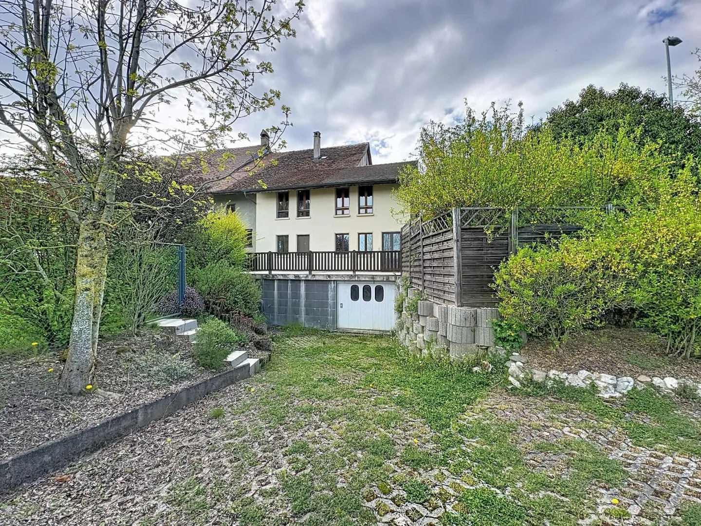 Charmante Maison de Village avec Potentiel - Photo 1 sur 13