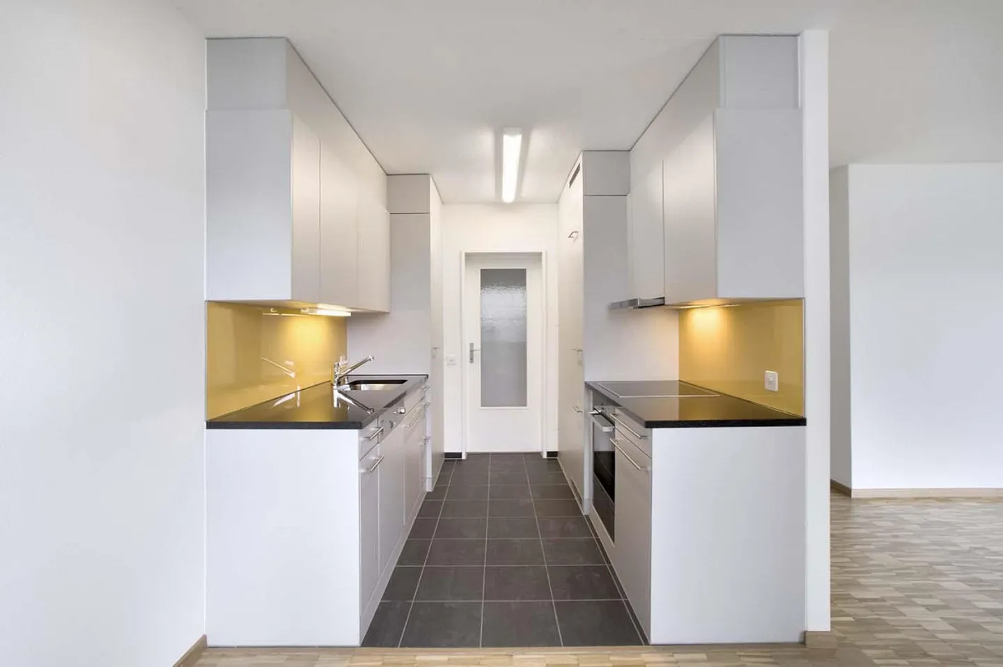 First Own Apartment. - Photo 5 of 6