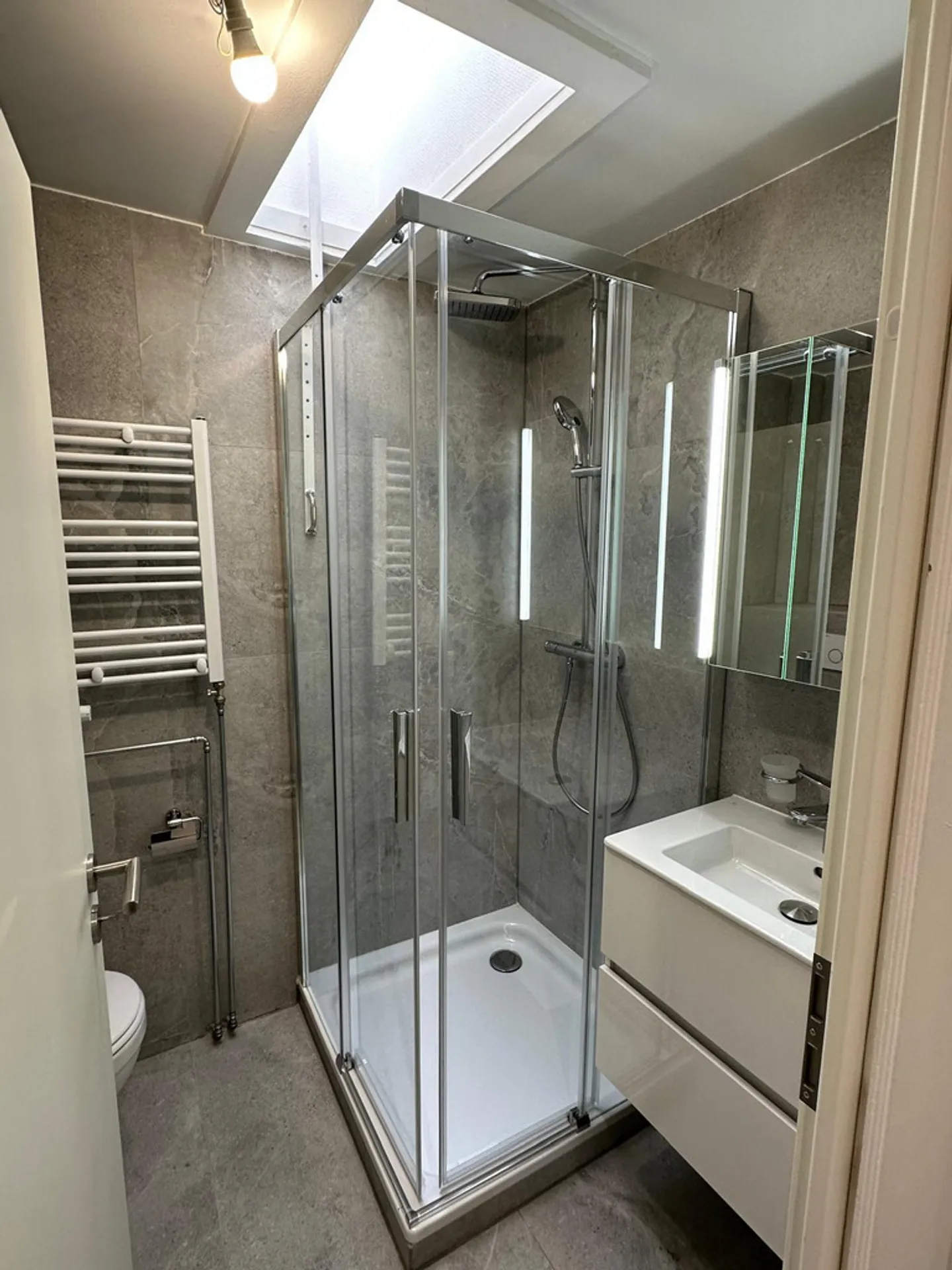Wohnung mieten - Foto 2 von 5