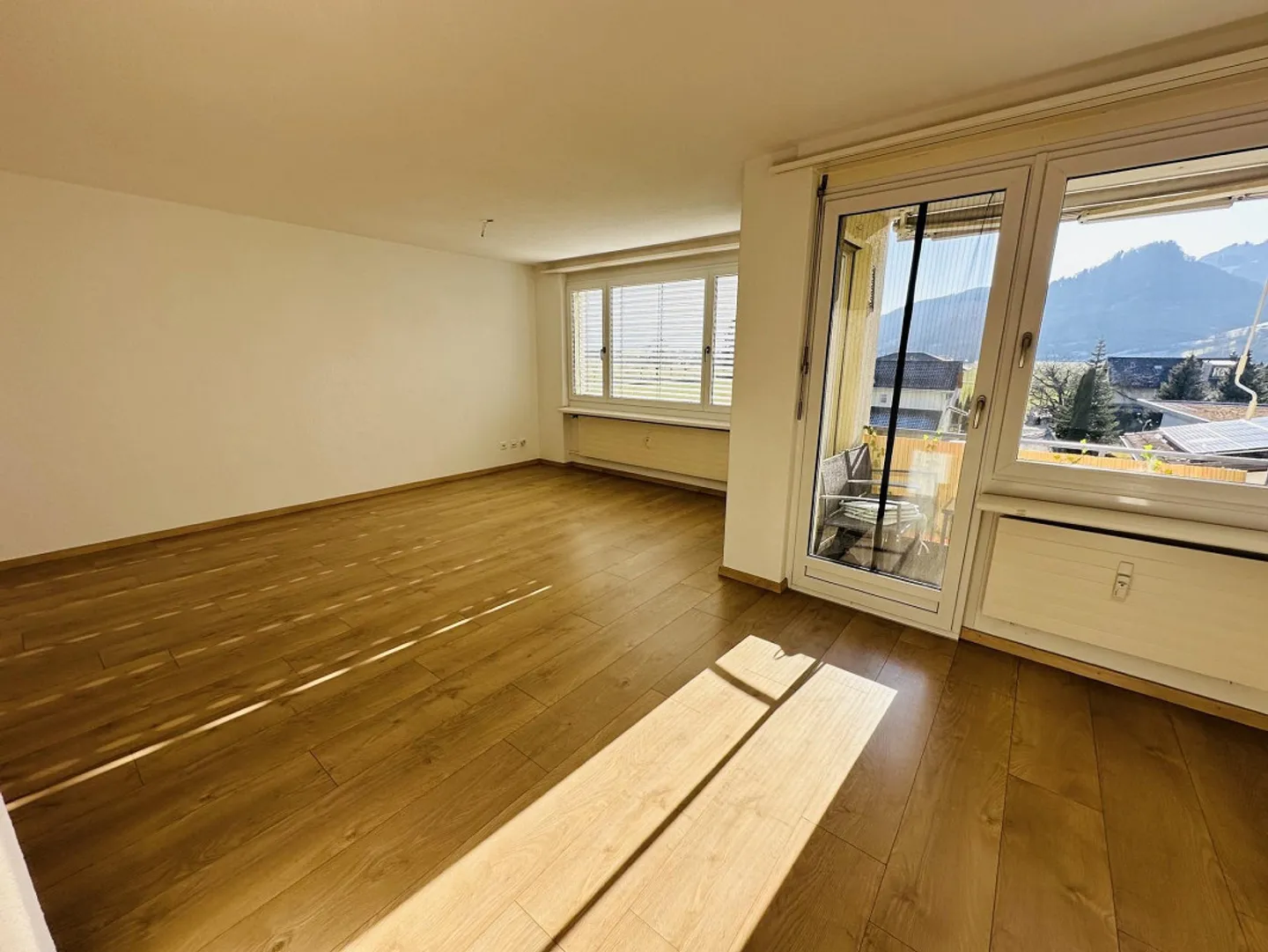 Helle 3,5-Zimmer-Wohnung - Foto 1 von 10