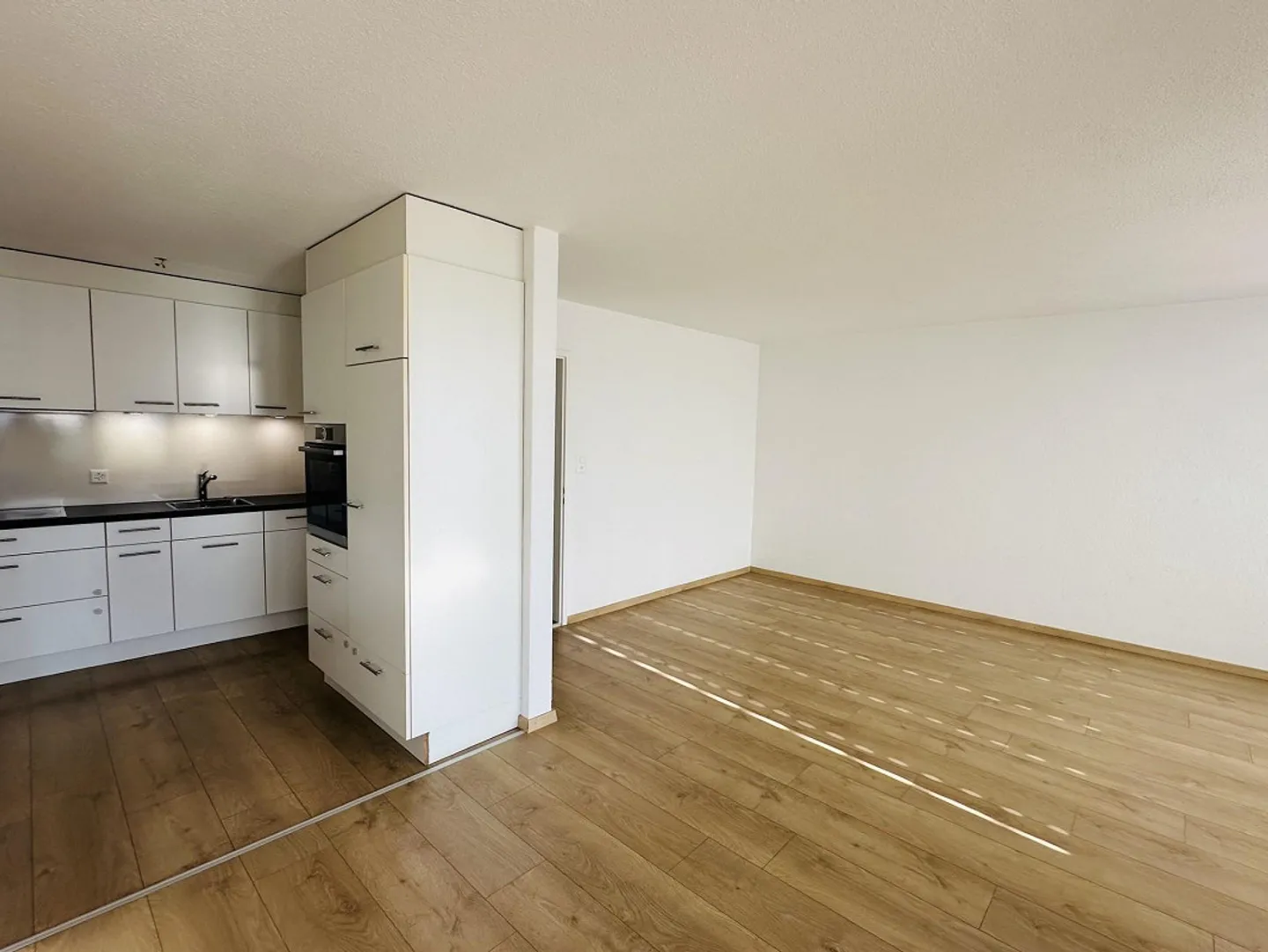Helle 3,5-Zimmer-Wohnung - Foto 2 von 10