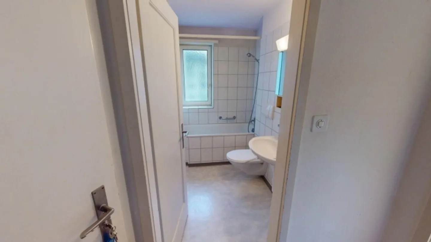 «Unmöblierte 4-Zimmer-Wohnung zur Zwischennutzung in Zürich-Oerlikon (befristet bis 31.03.2026)» - Foto 4 von 8